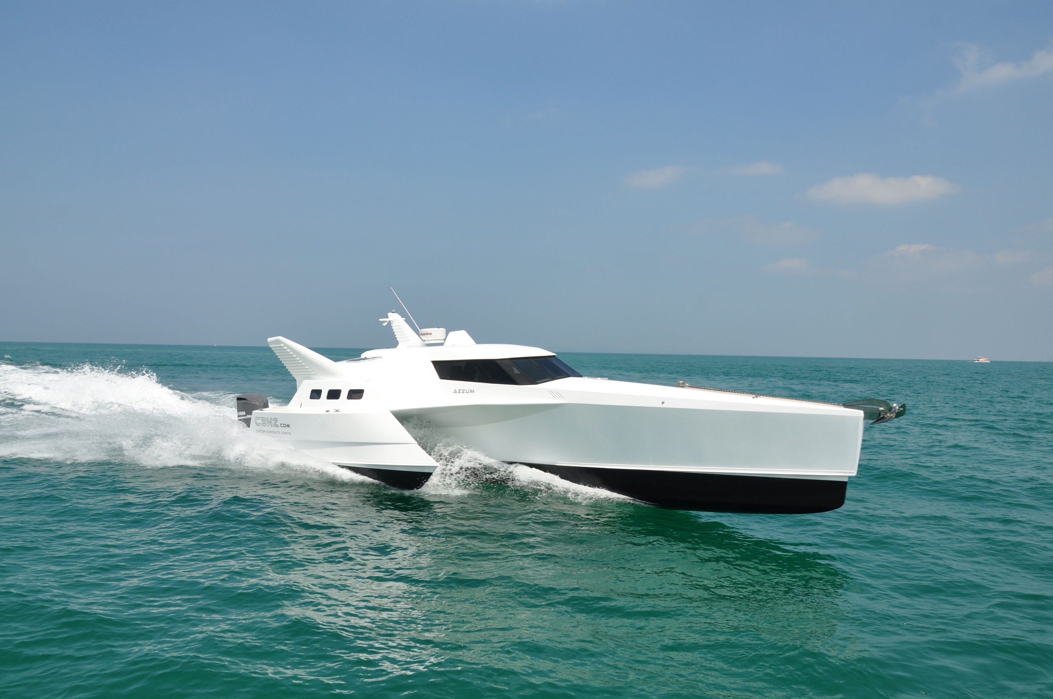Azzum Wavepiercer 12 · 2010 in vendita in Thailandia (Phuket) — foto 4