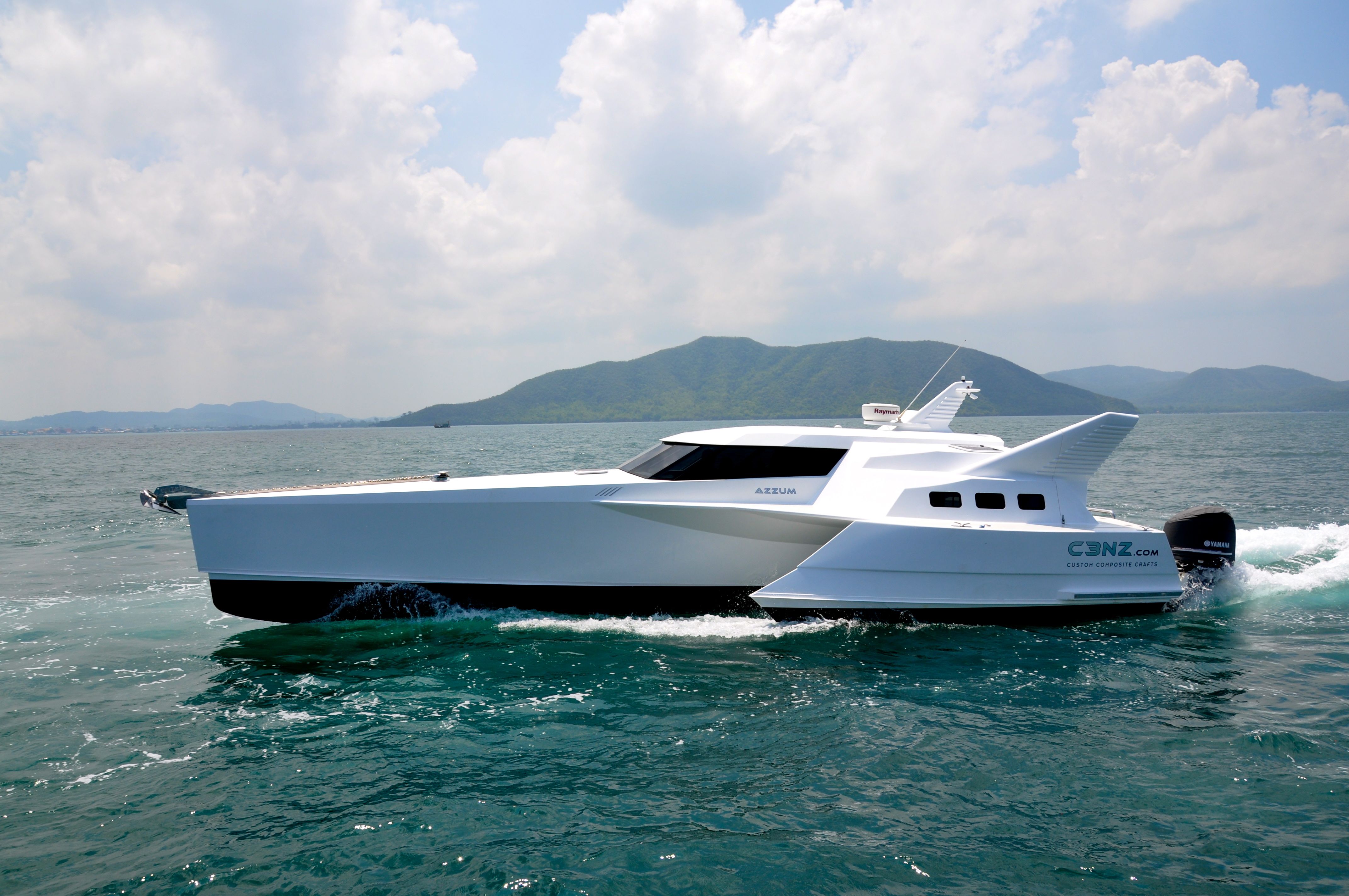 Azzum Wavepiercer 12 · 2010 in vendita in Thailandia (Phuket) — foto 7
