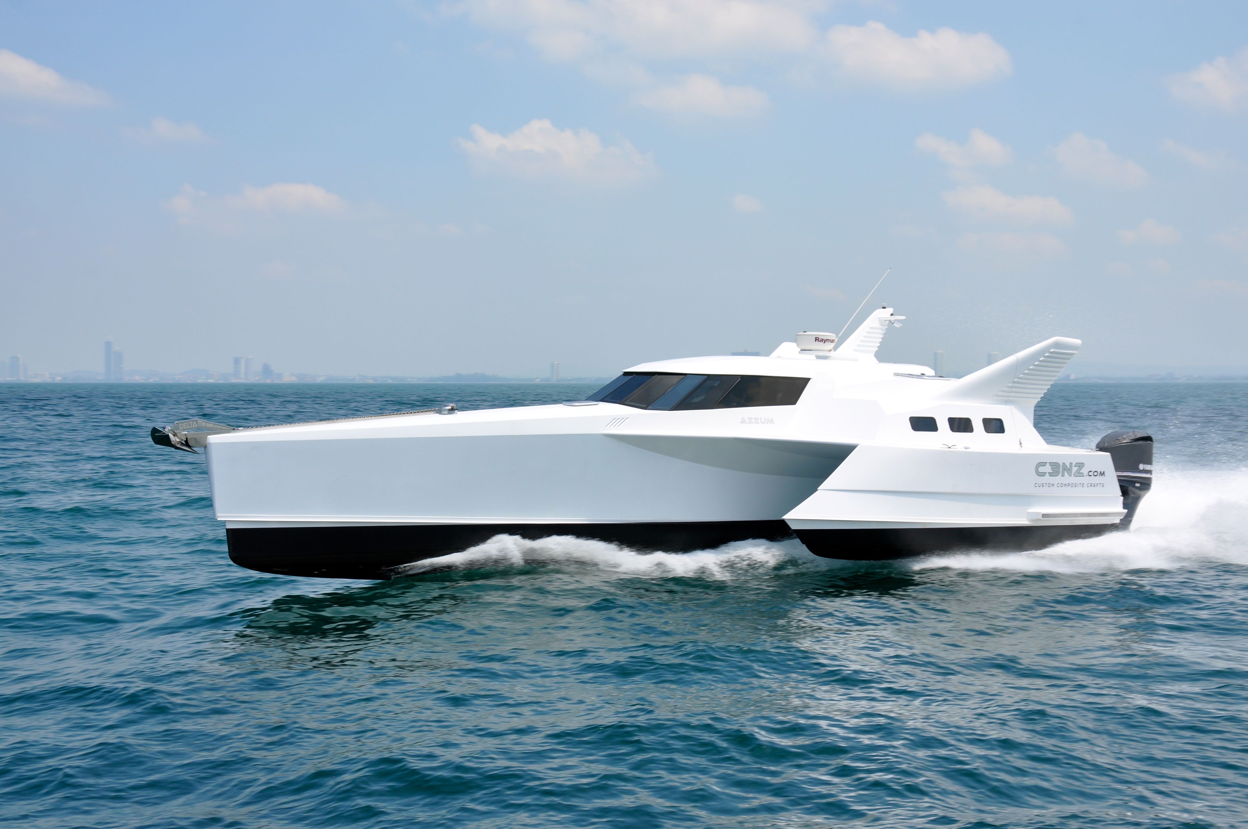 Azzum Wavepiercer 12 · 2010 in vendita in Thailandia (Phuket) — foto 8