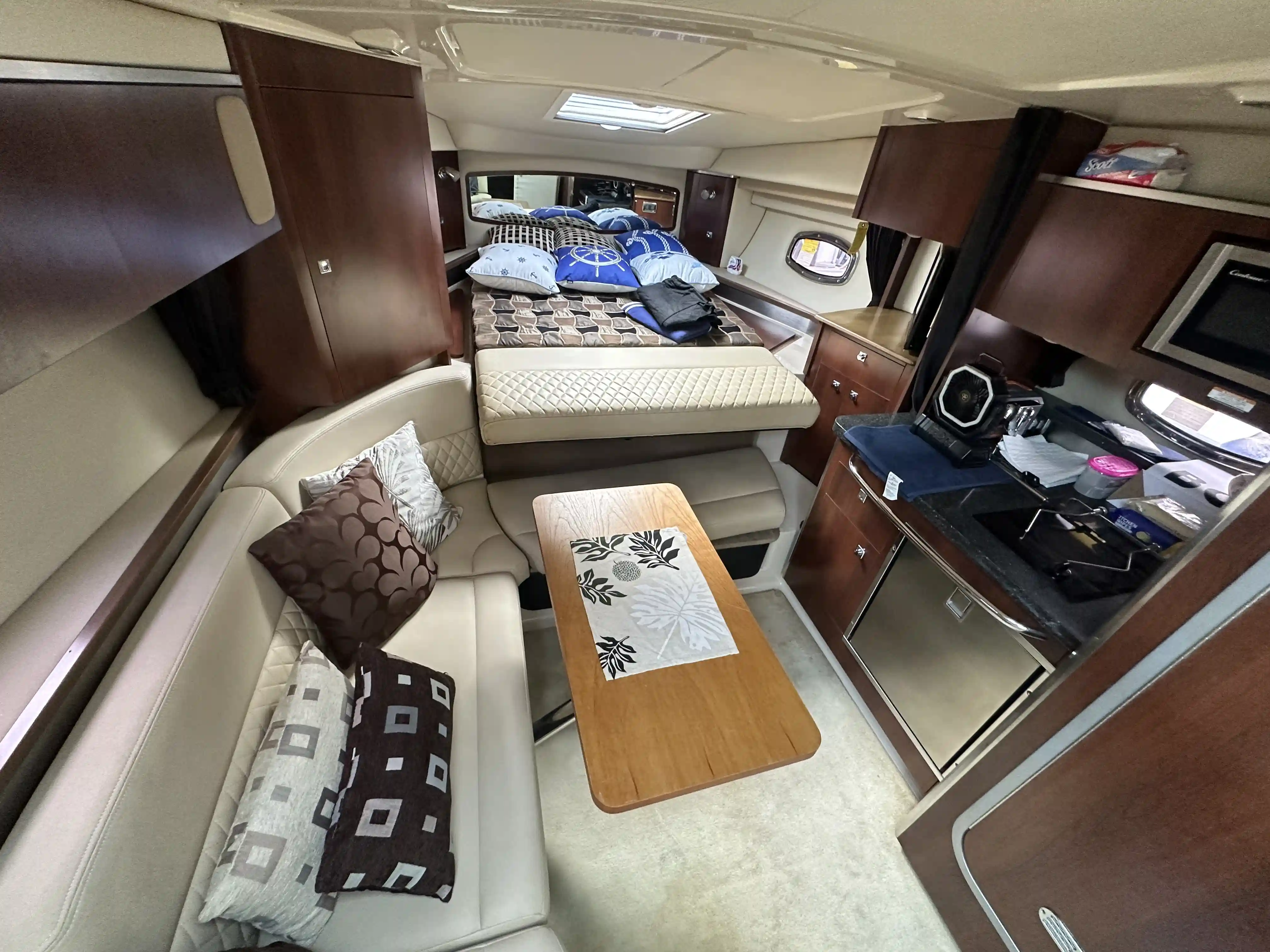 Chaparral 310 Signature · 2011 en venta en Singapur — foto 10