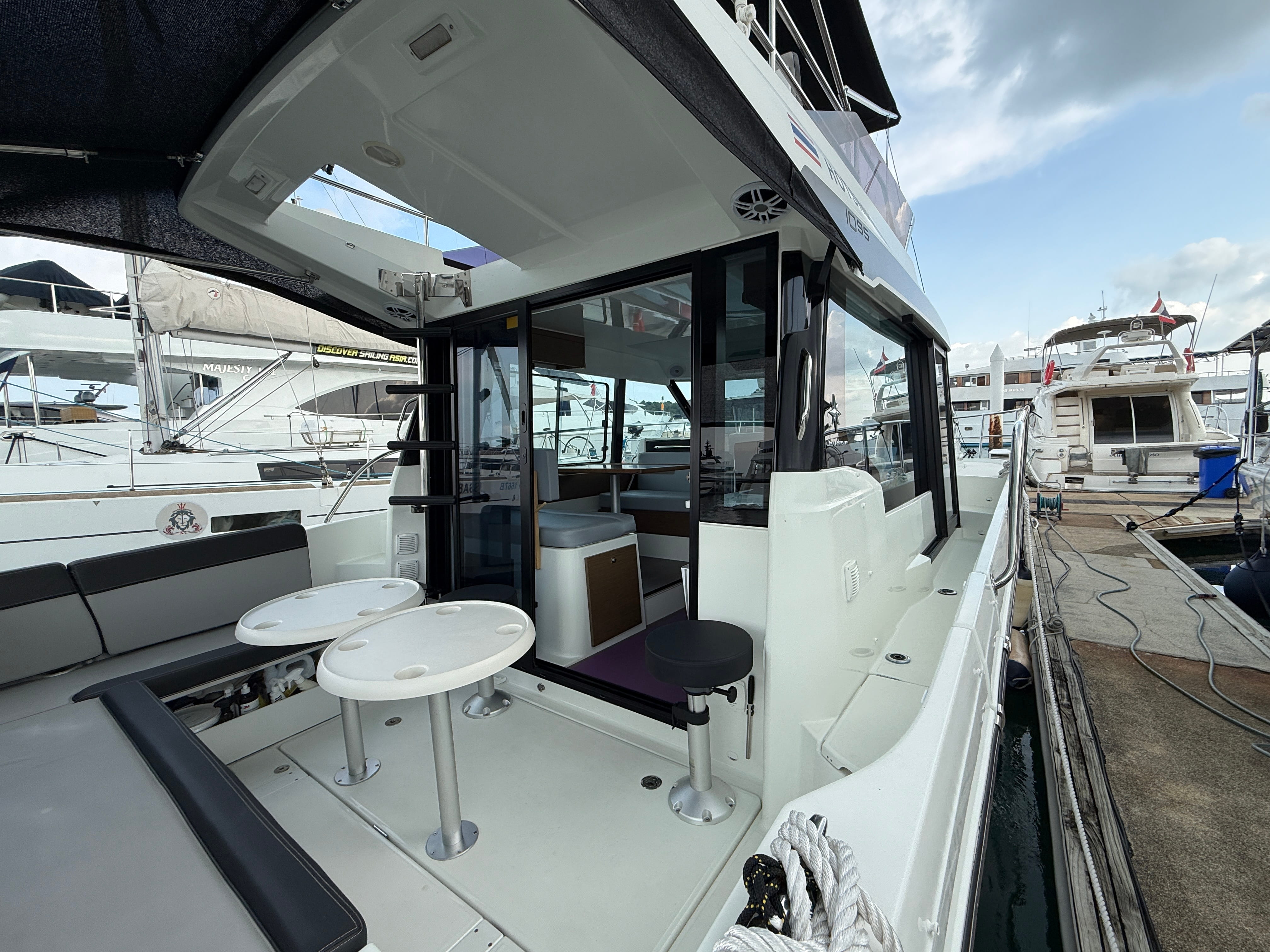 Jeanneau Merry Fisher 1095 · 2021 en venta en Tailandia (Phuket) — foto 6