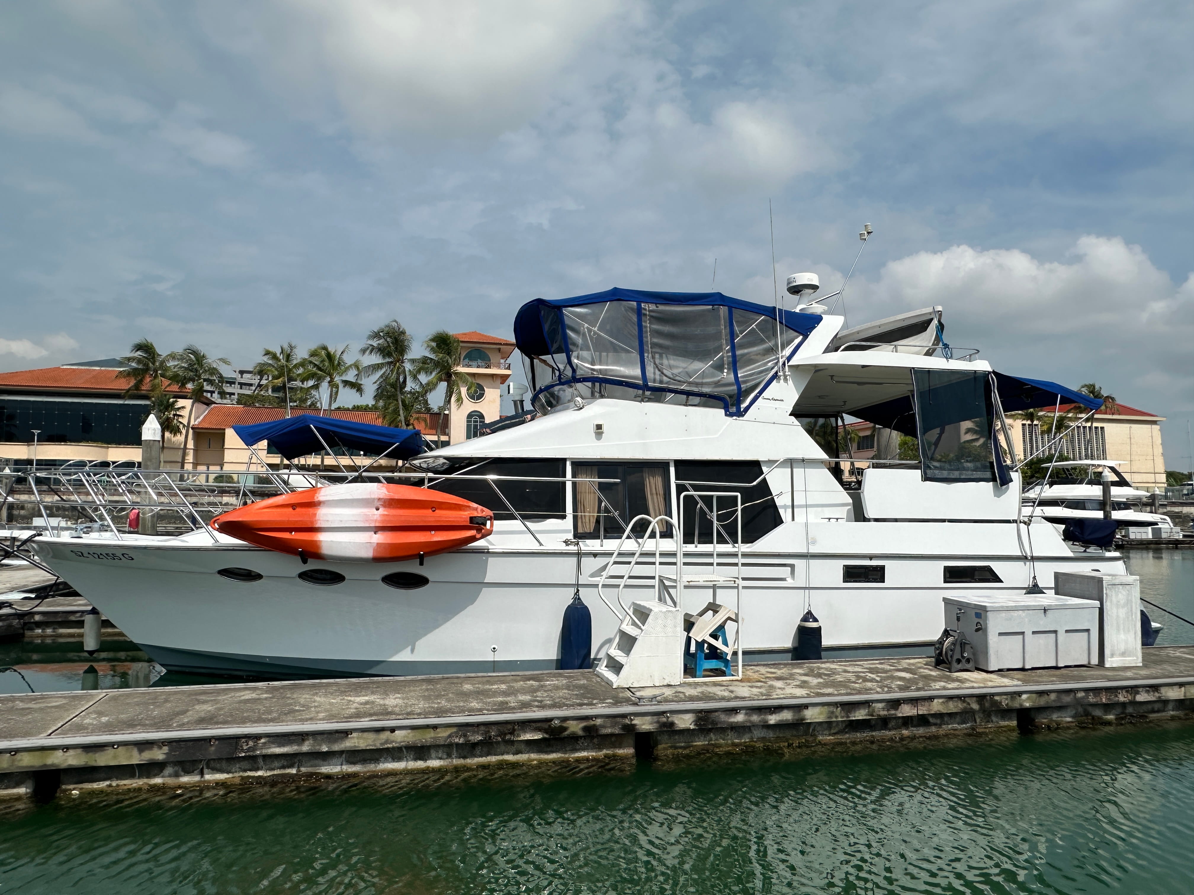 Ocean Alexander 460 · 1992 for sale in Singapore — photo 4
