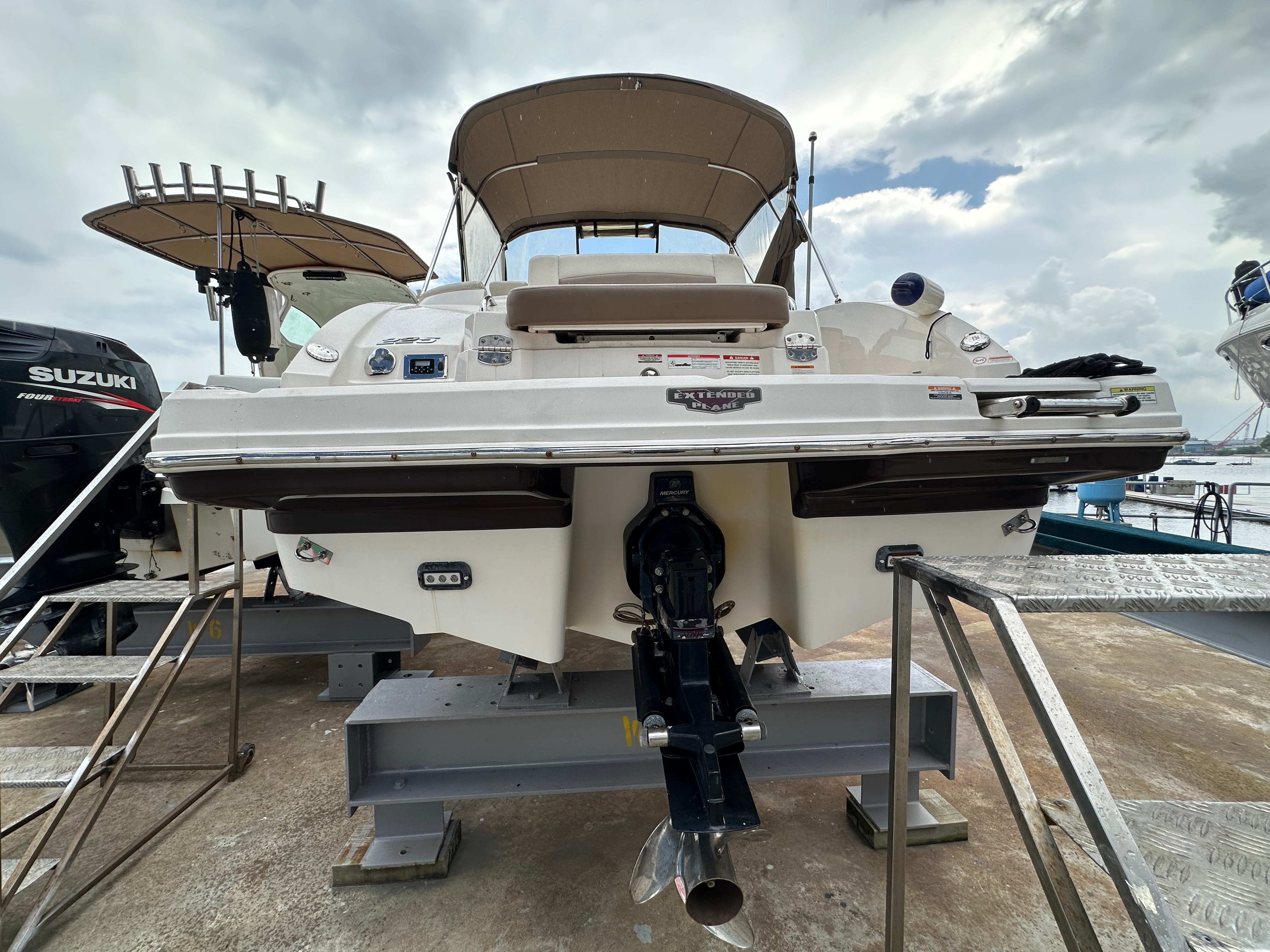 Chaparral 225 SSi · 2014 en venta en Singapur — foto 6