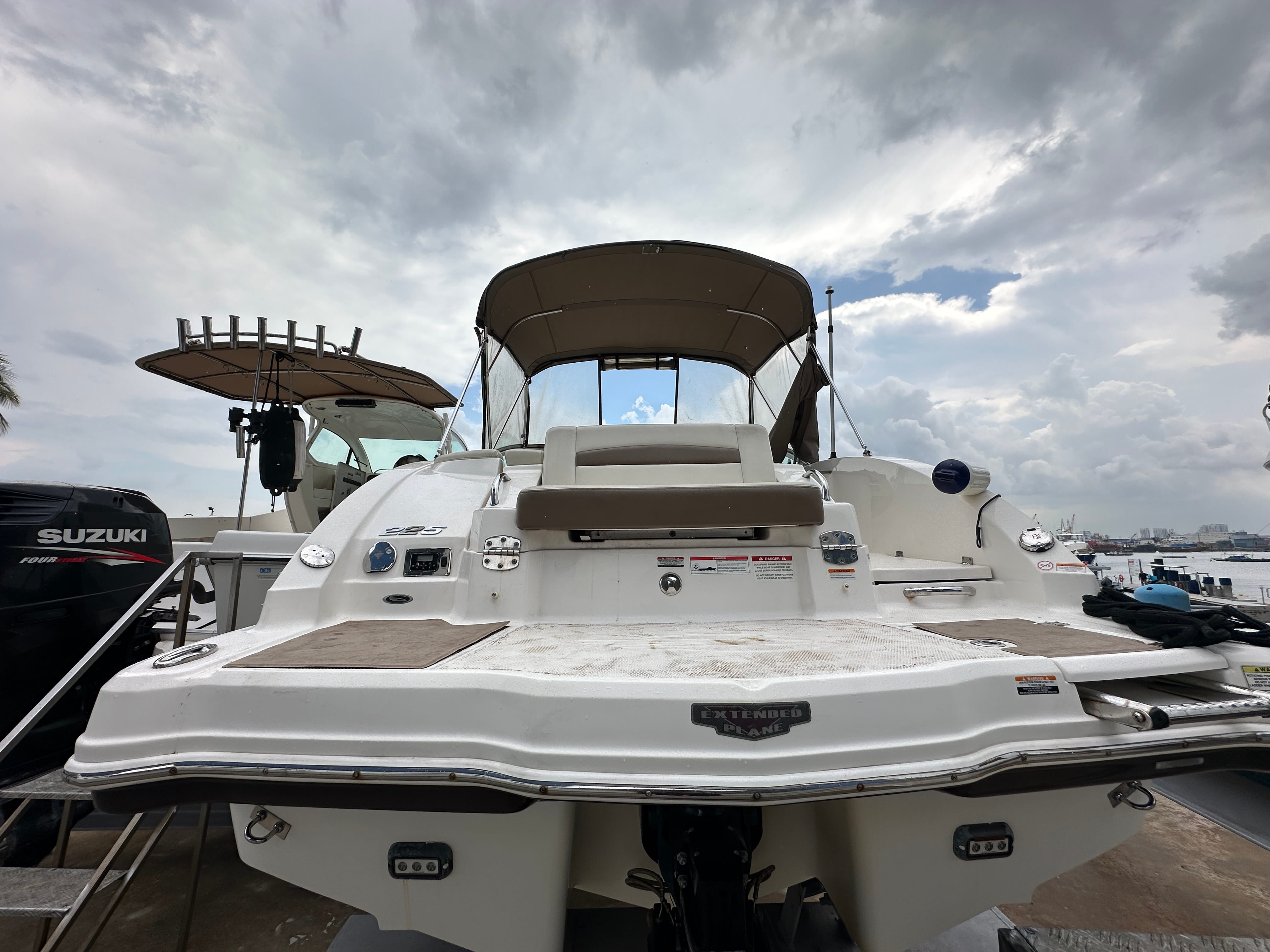 Chaparral 225 SSi · 2014 en venta en Singapur — foto 7