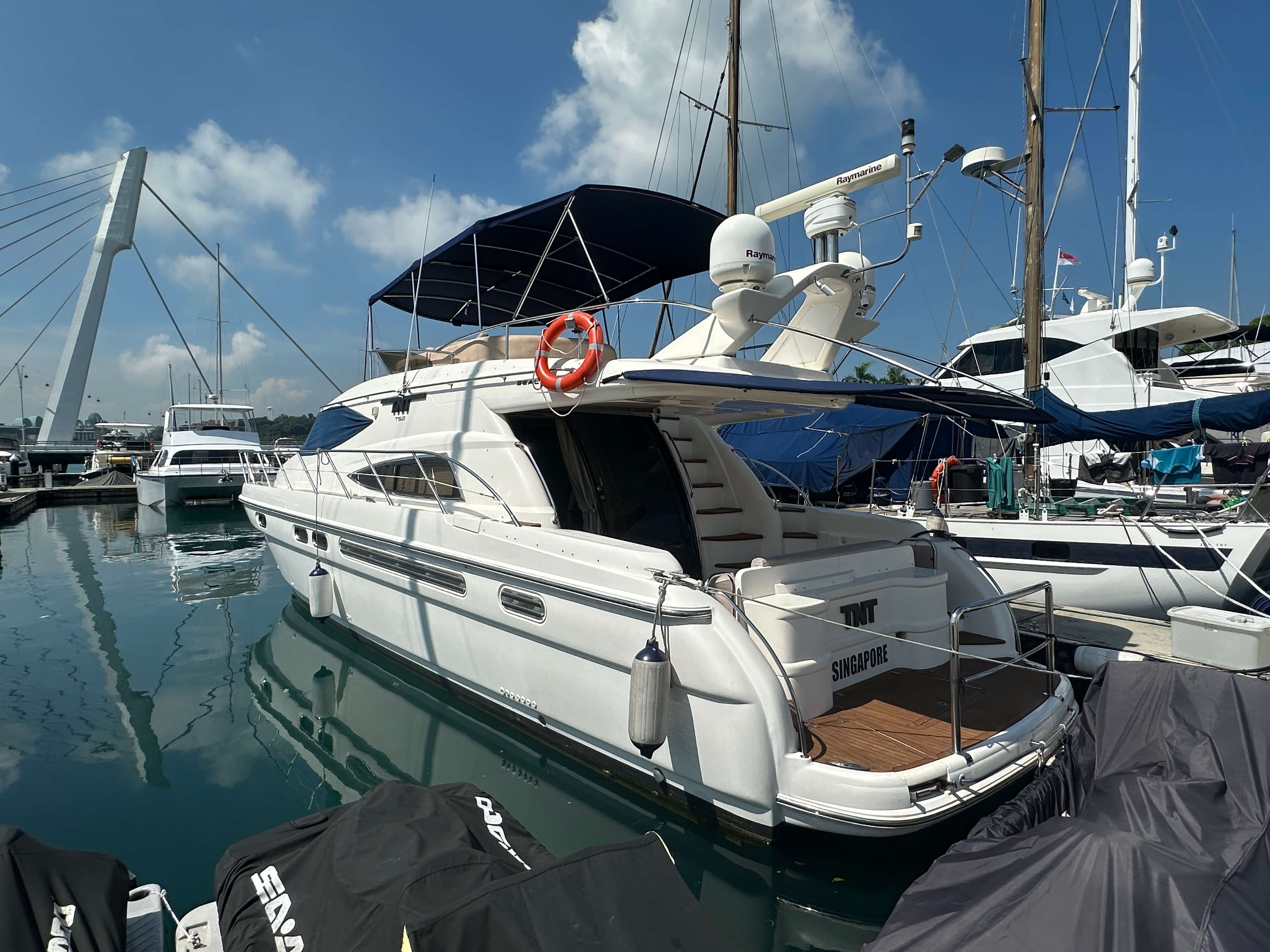 Sealine T52 · 2006 en venta en Singapur — foto 9
