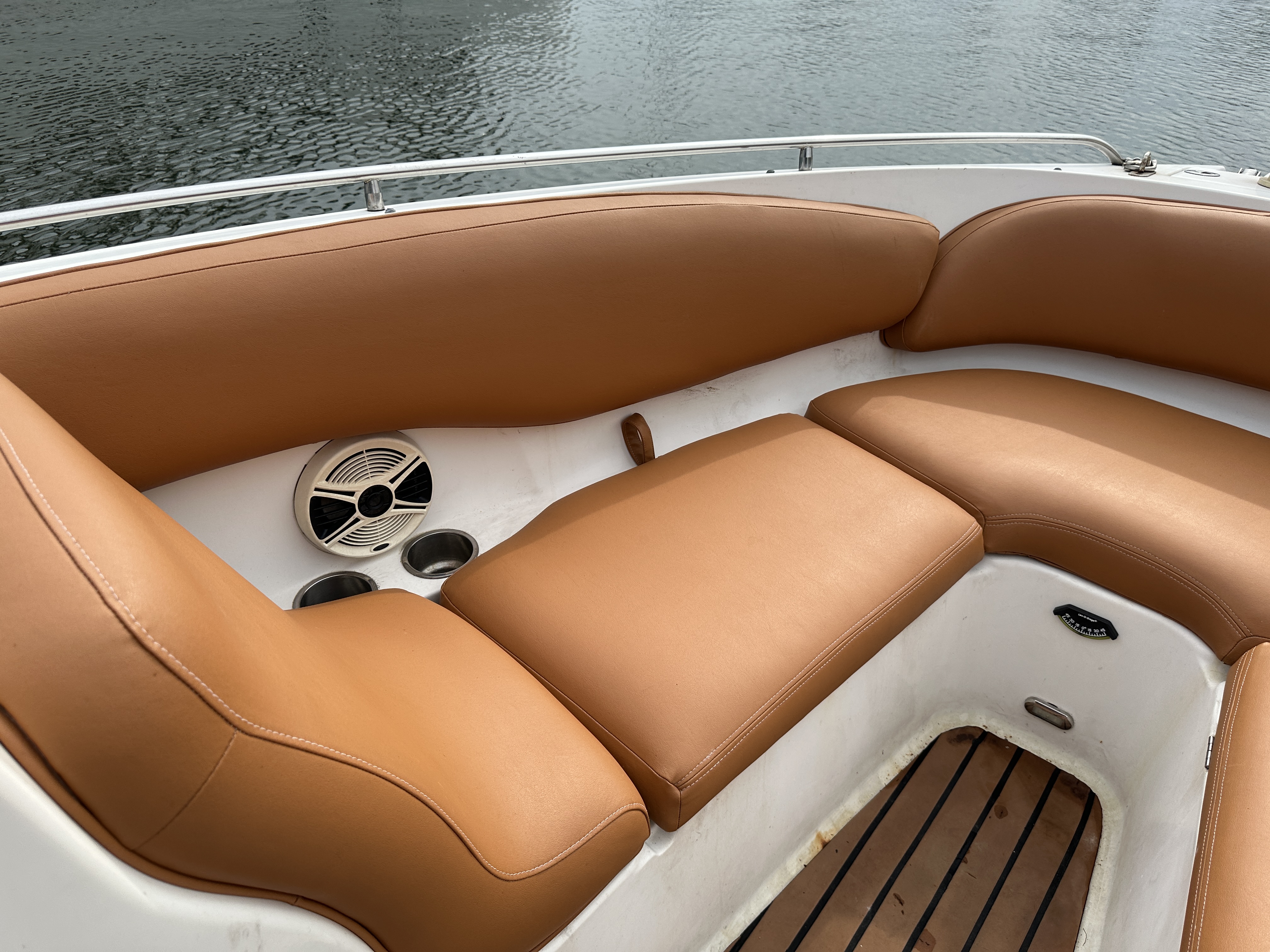Chaparral 256 SSi · 2009 en venta en Singapur — foto 9