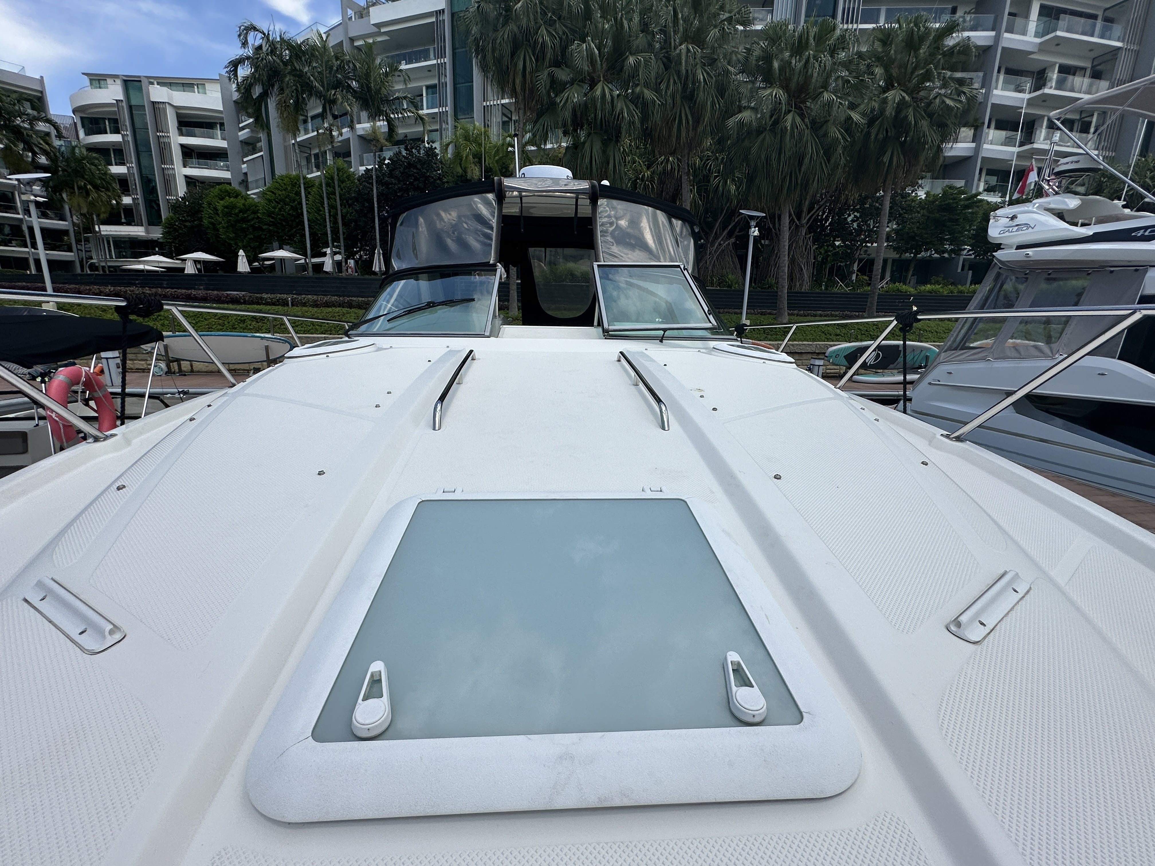 Bayliner 335 SB · 2012 en venta en Singapur — foto 7