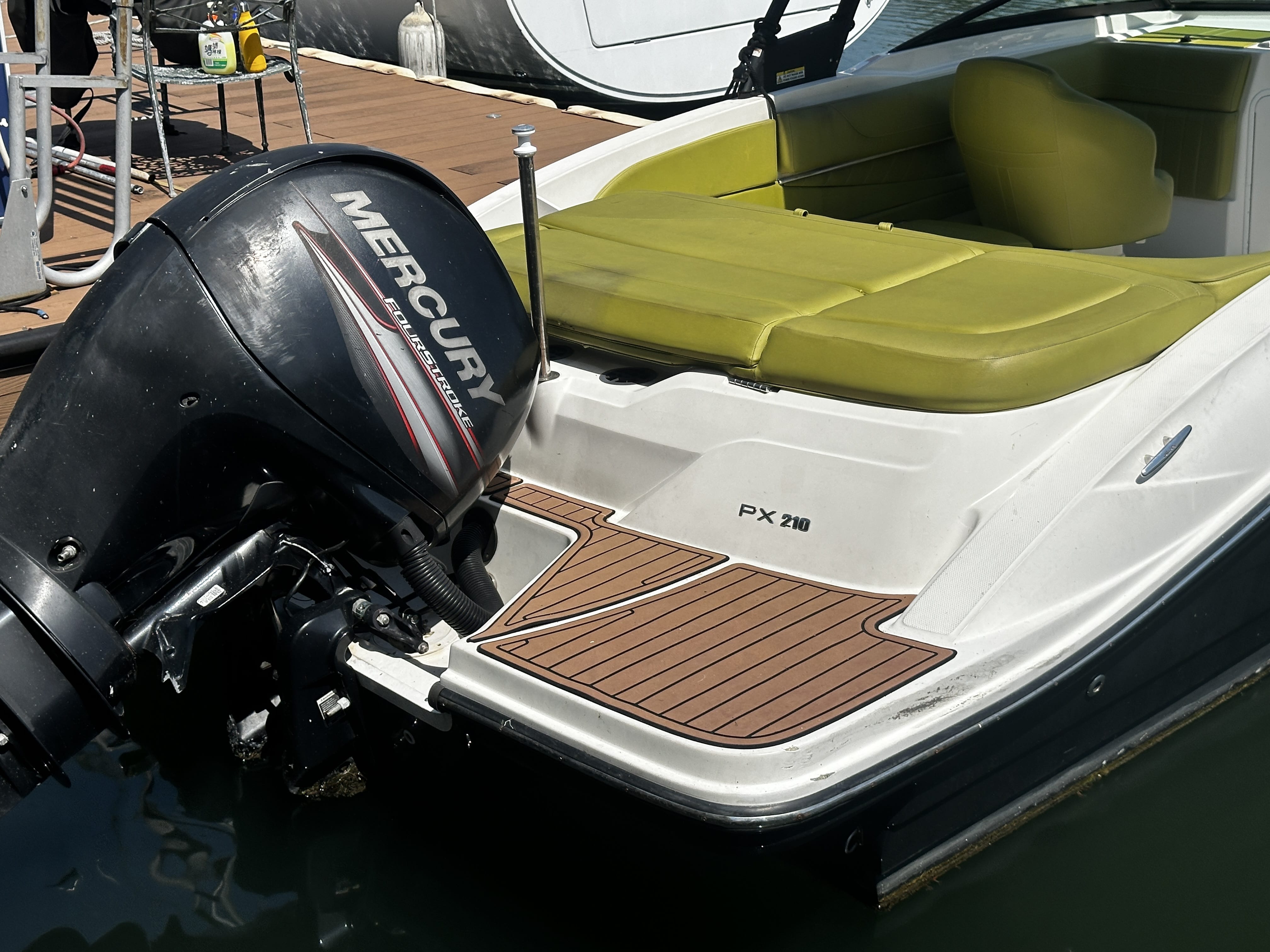 Sea Ray SPX 210 · 2018 in vendita in Singapore — foto 6