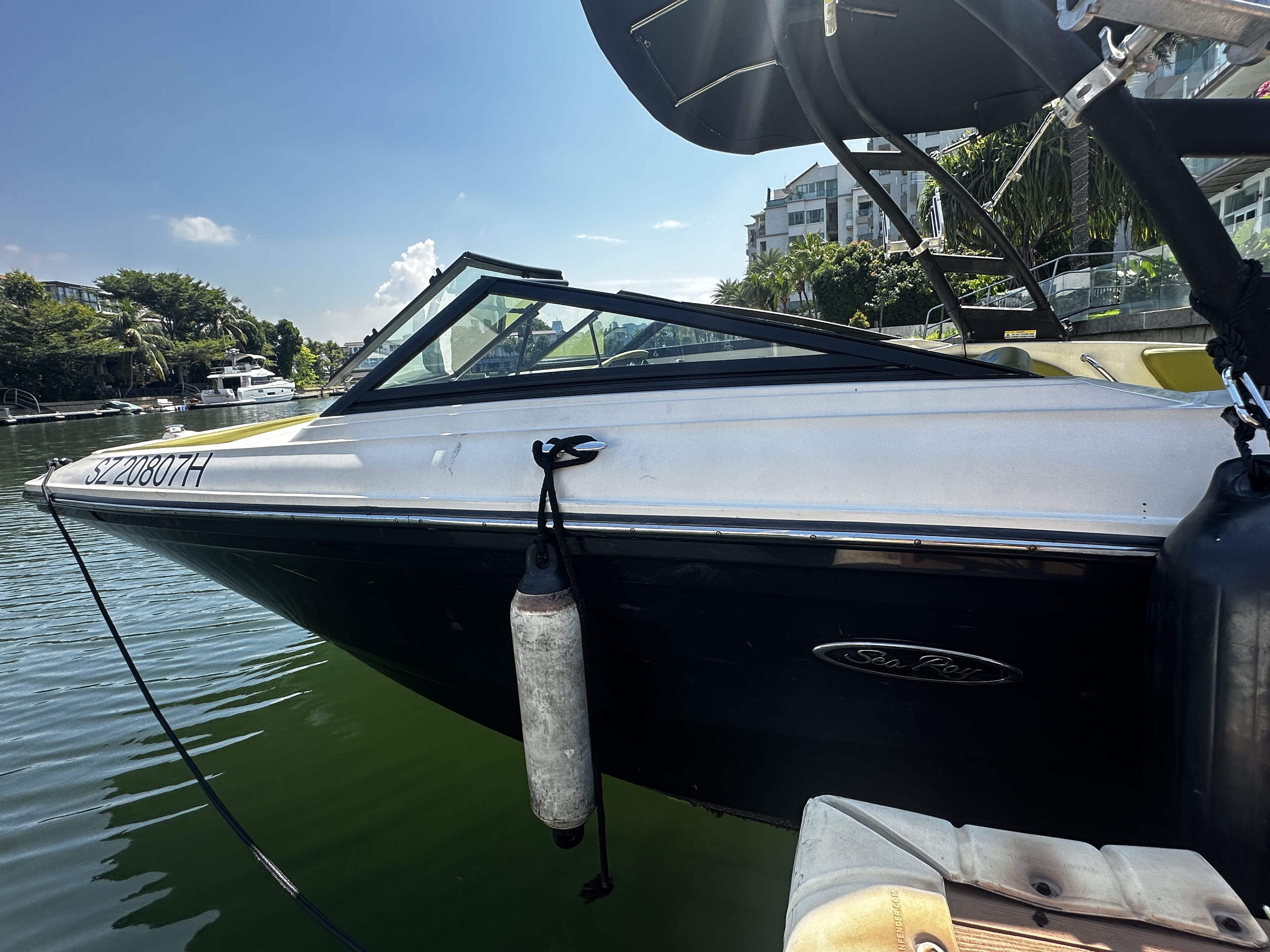 Sea Ray SPX 210 · 2018 in vendita in Singapore — foto 7