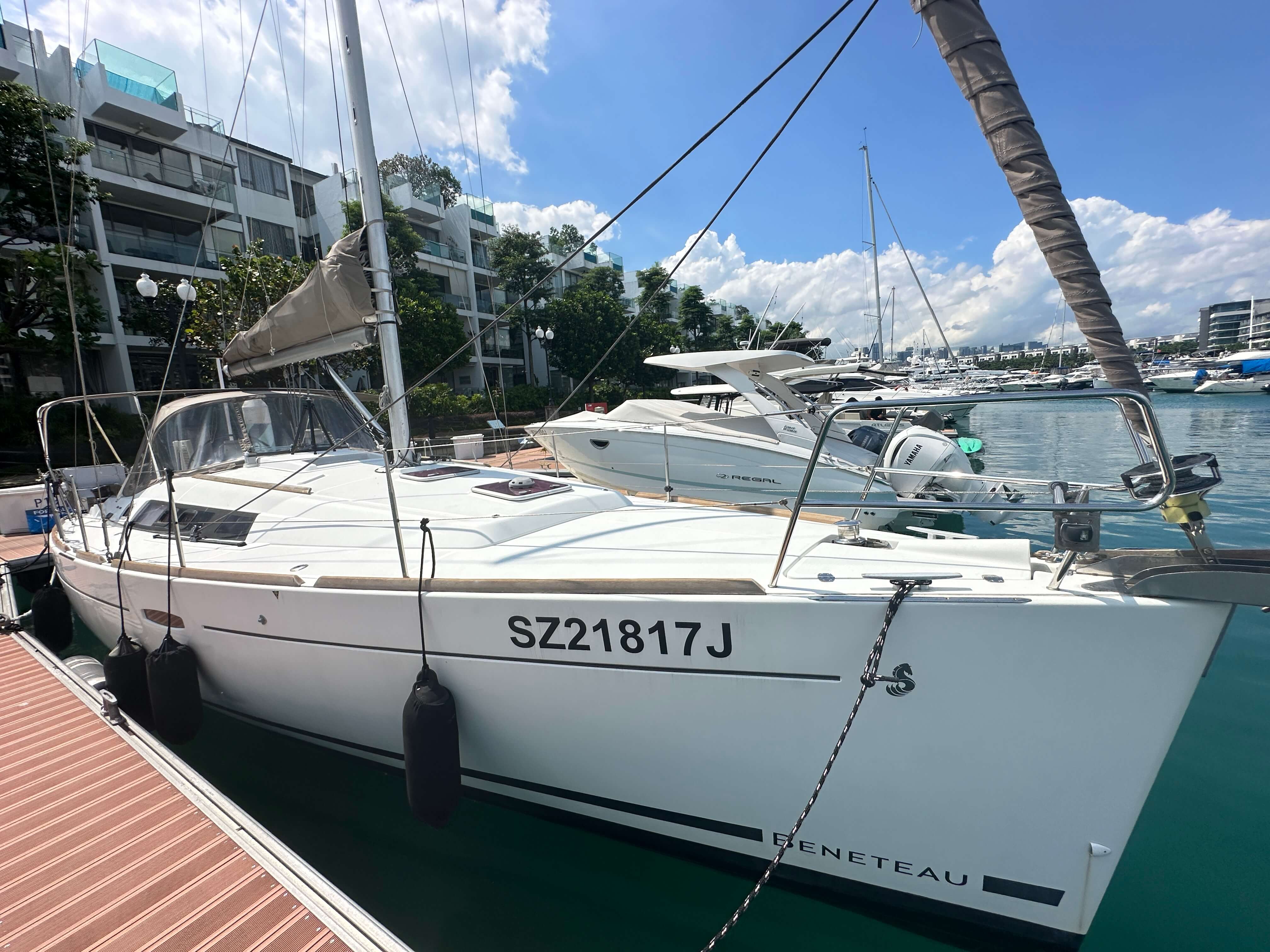 Beneteau Oceanis 37 · 2012 in vendita in Singapore — foto 1