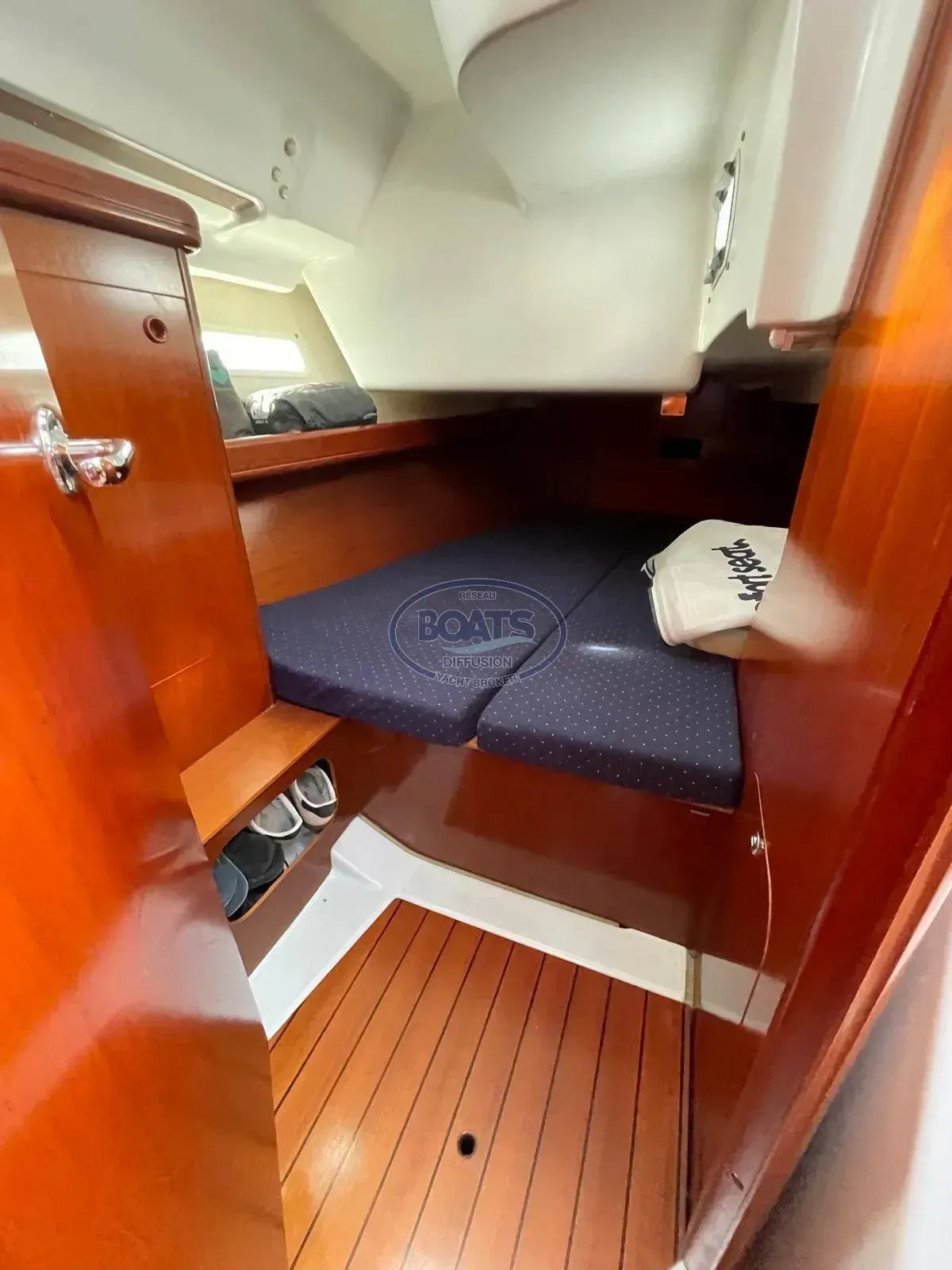 BENETEAU OCEANIS 393 · 2002 en venta en Otra zona — foto 10