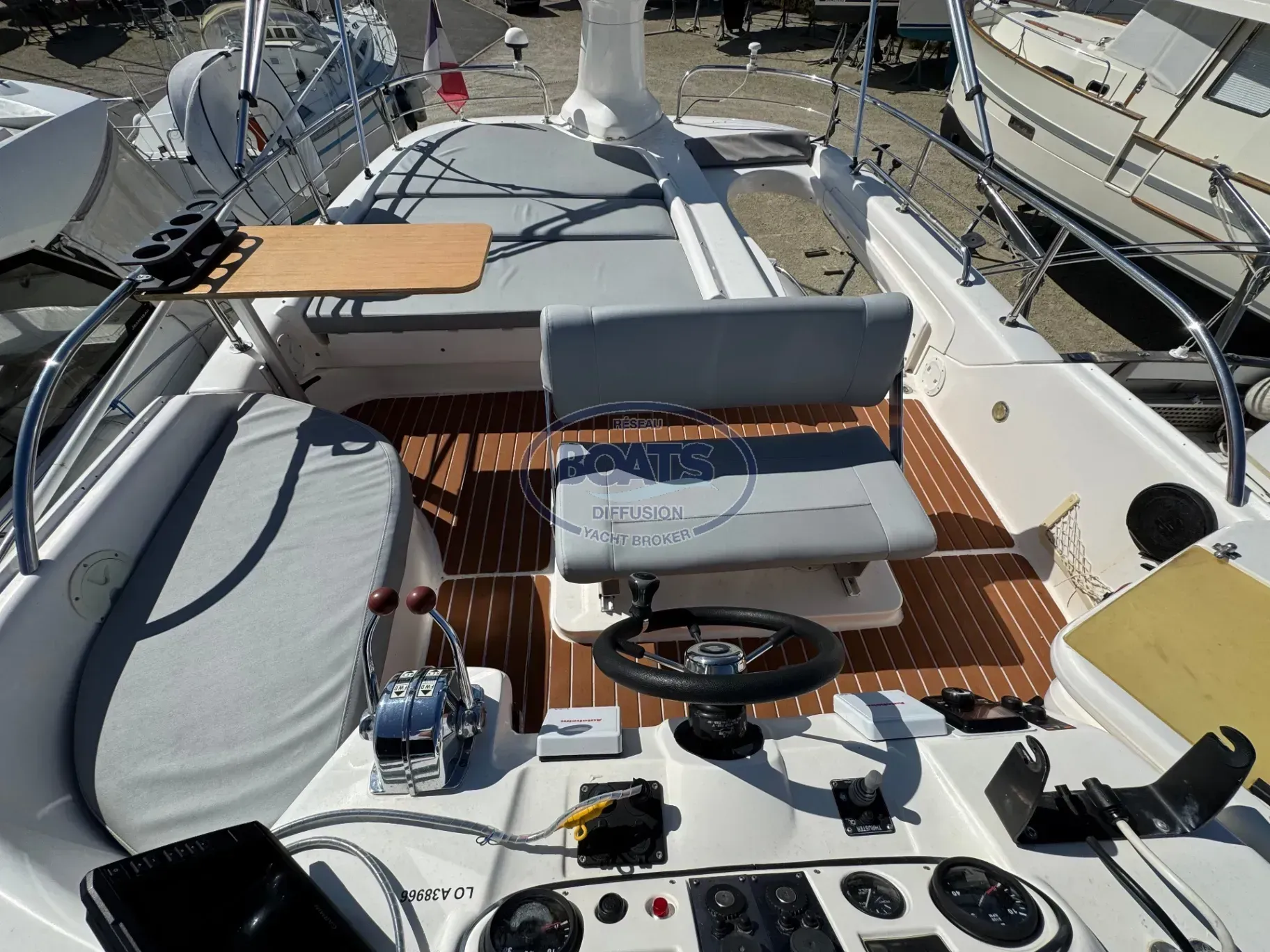 SEALINE 360 STATESMAN · 1997 à vendre – Autre zone — photo 5