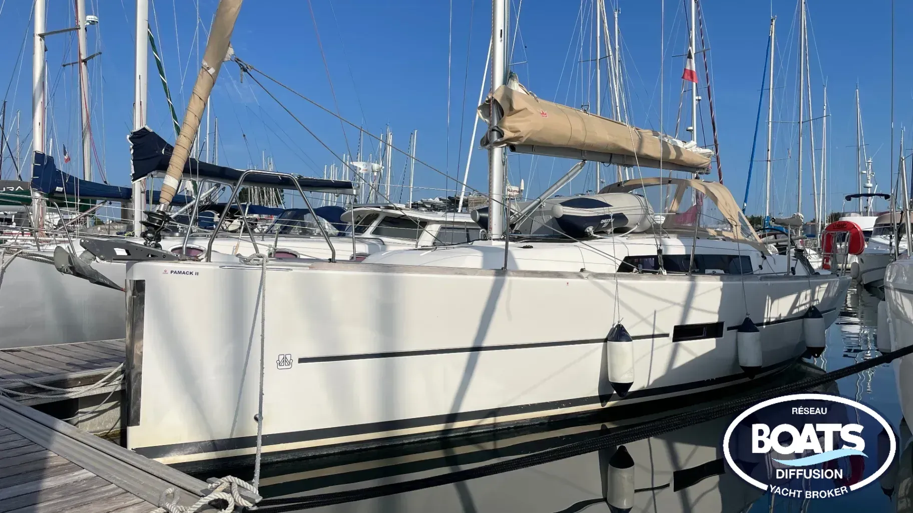 Dufour 310 GRAND LARGE · 2017 en venta en Otra zona — foto 1