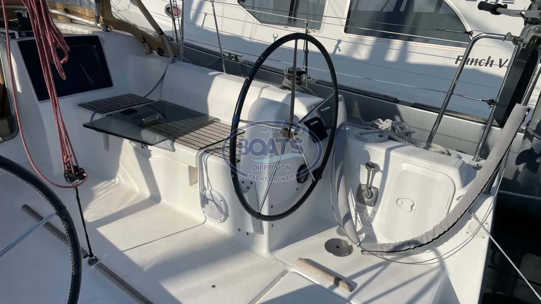 Dufour 310 GRAND LARGE · 2017 en venta en Otra zona — foto 5