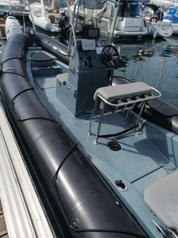 Bombard EXPLORER 700 NEO · 2021 in vendita in Altra zona — foto 3