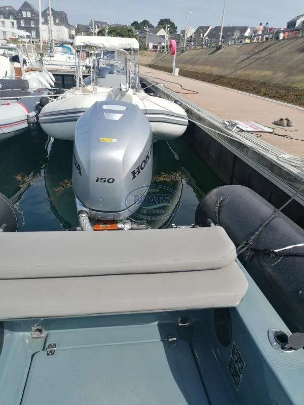 Bombard EXPLORER 700 NEO · 2021 in vendita in Altra zona — foto 10