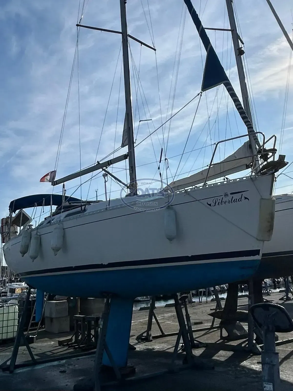 Dufour 32 classic · 2000 in vendita in Altra zona — foto 3
