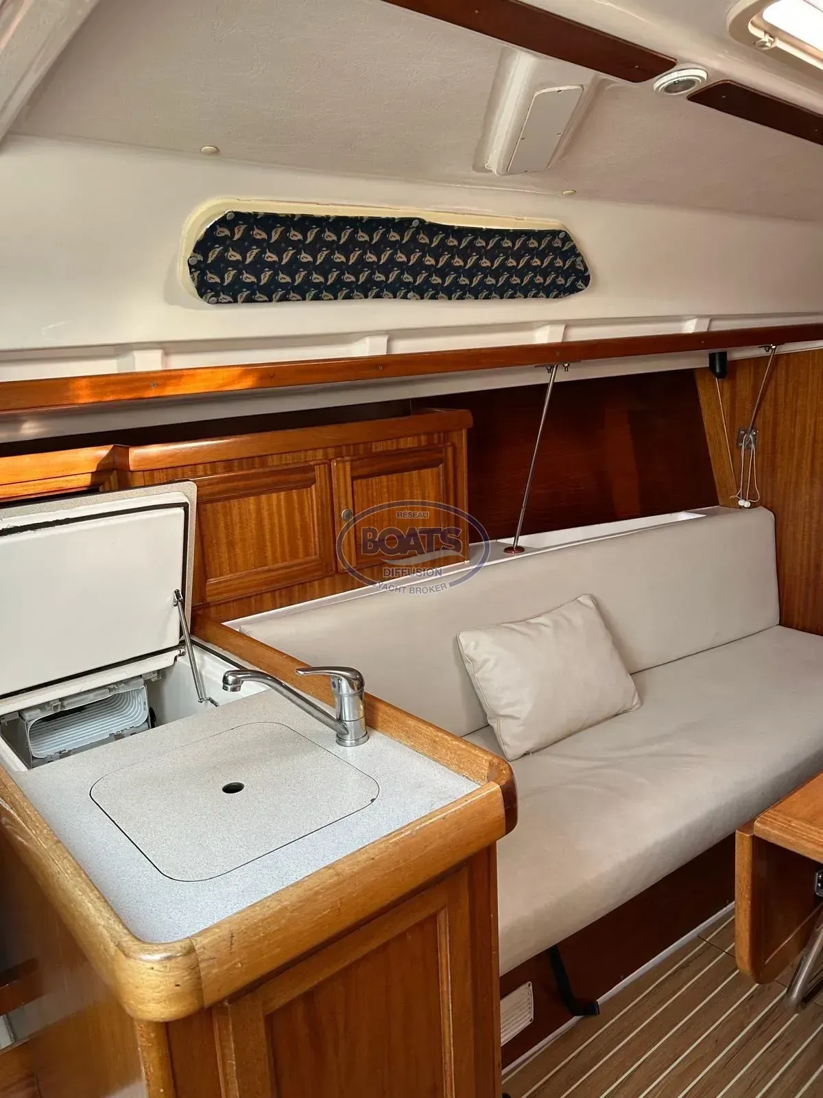 Dufour 32 classic · 2000 in vendita in Altra zona — foto 5