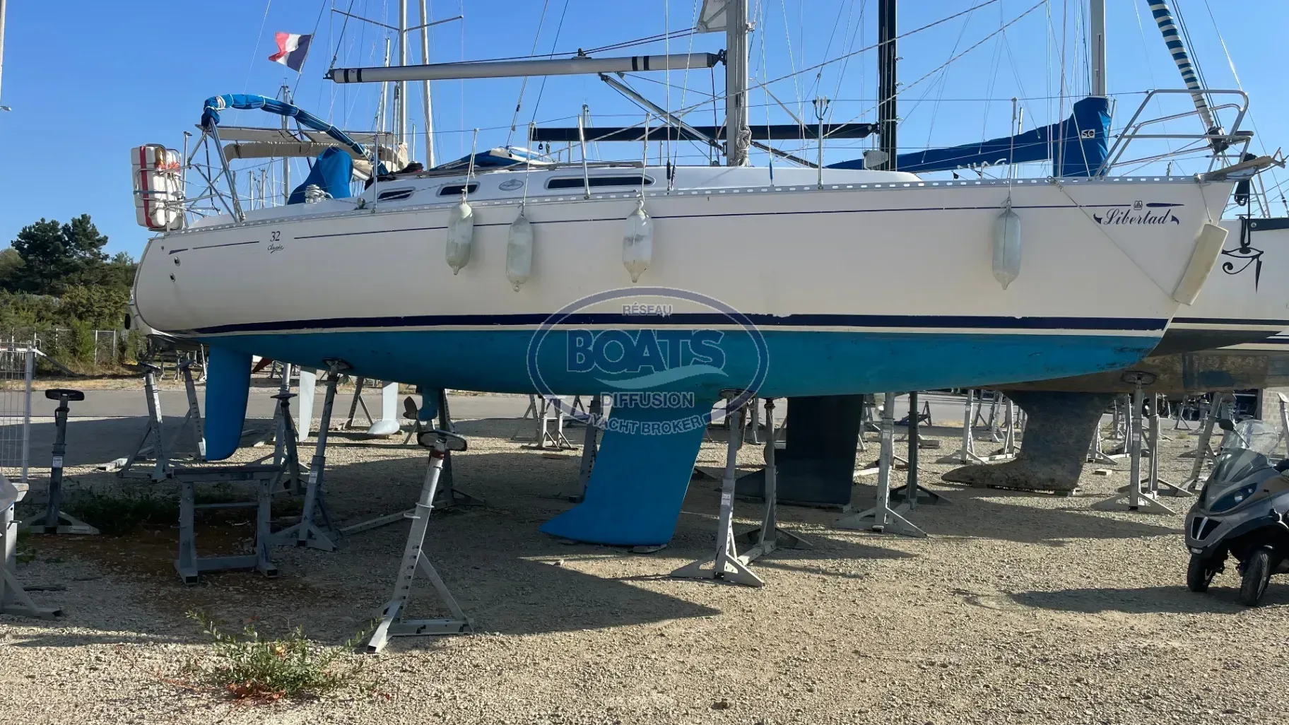 Dufour 32 classic · 2000 in vendita in Altra zona — foto 8