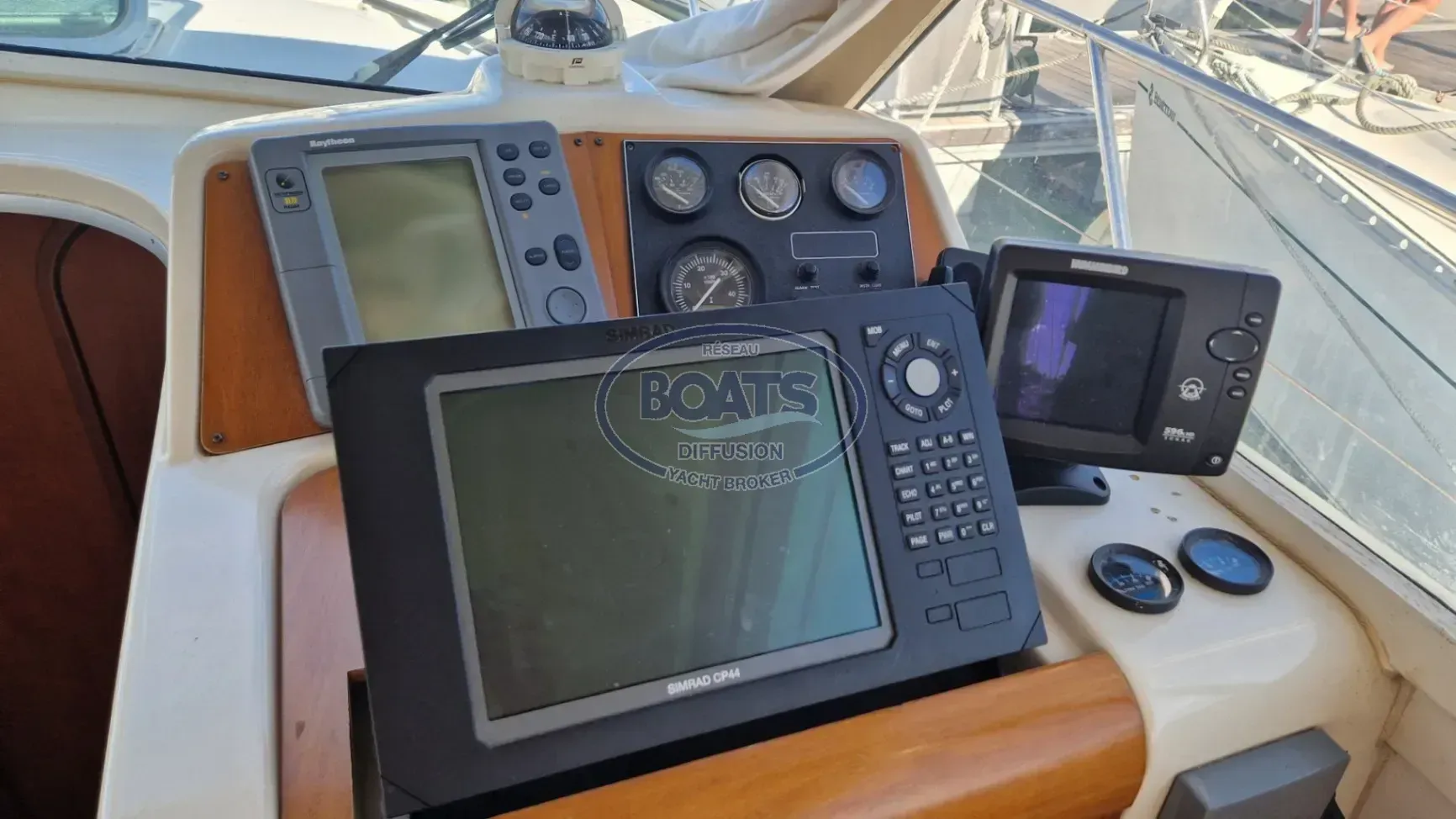 BENETEAU ANTARES SERIE 9 · 2000 zu verkaufen – Andere Region — Foto 5
