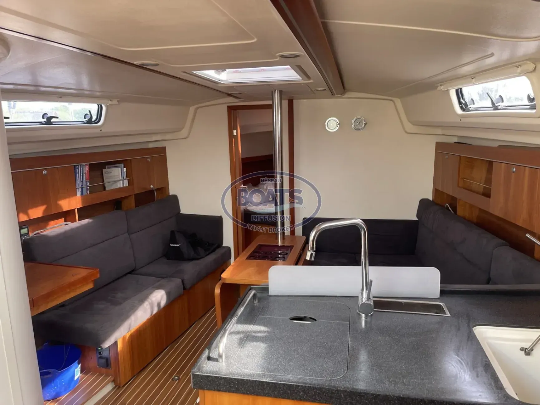 Hanse 385 · 2015 en venta en Otra zona — foto 3
