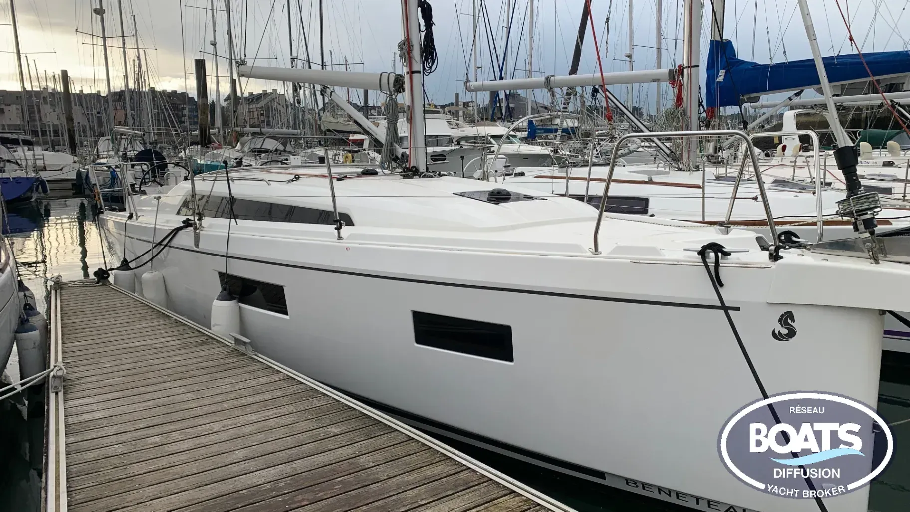BENETEAU OCEANIS 34.1 · 2023 en venta en Otra zona — foto 1