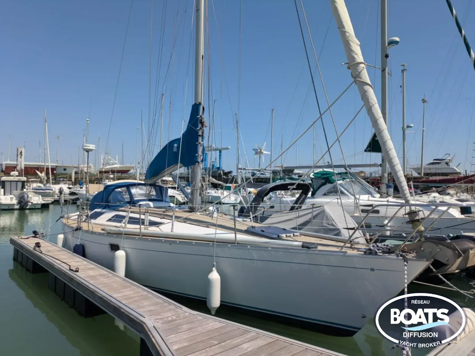 Dufour 39 · 1988 in vendita in Vandea e La Rochelle — foto 1