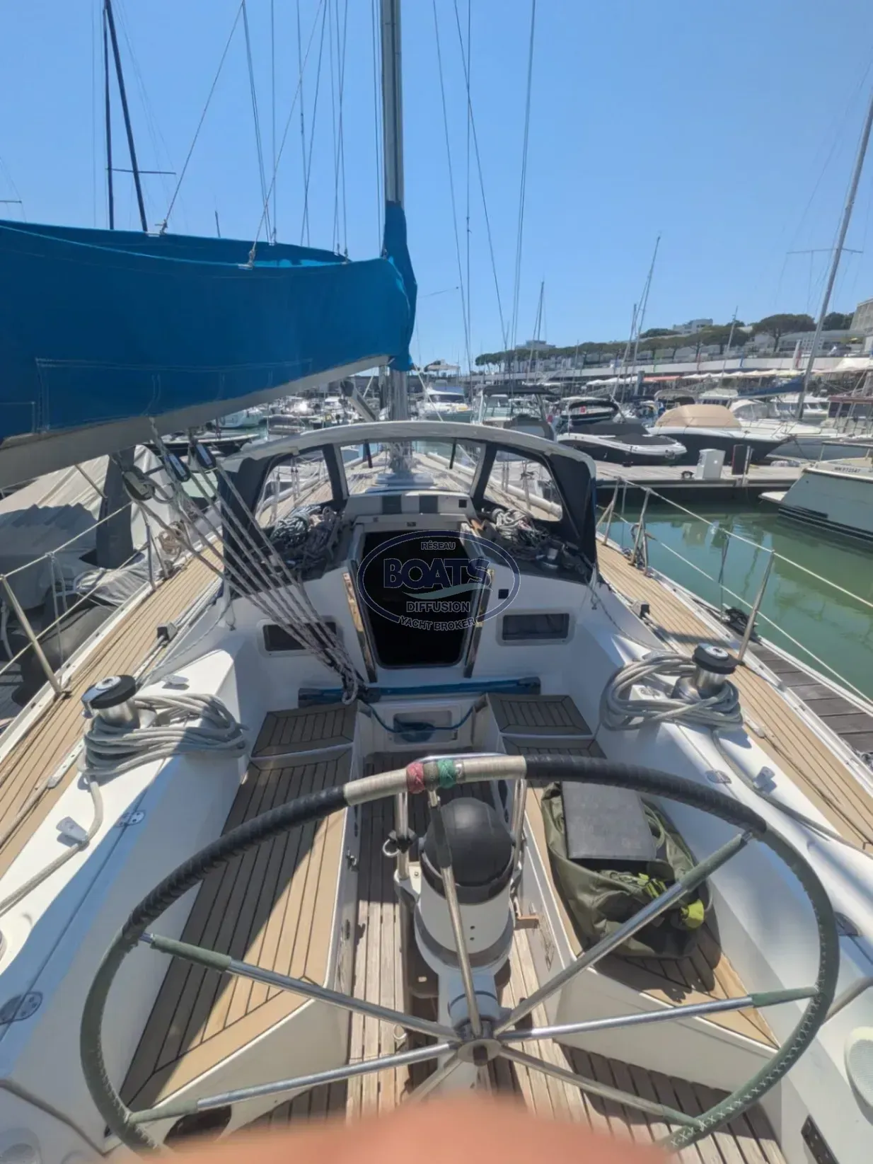 Dufour 39 · 1988 in vendita in Vandea e La Rochelle — foto 3