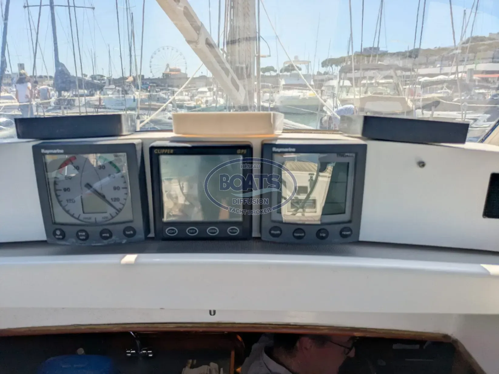 Dufour 39 · 1988 in vendita in Vandea e La Rochelle — foto 6
