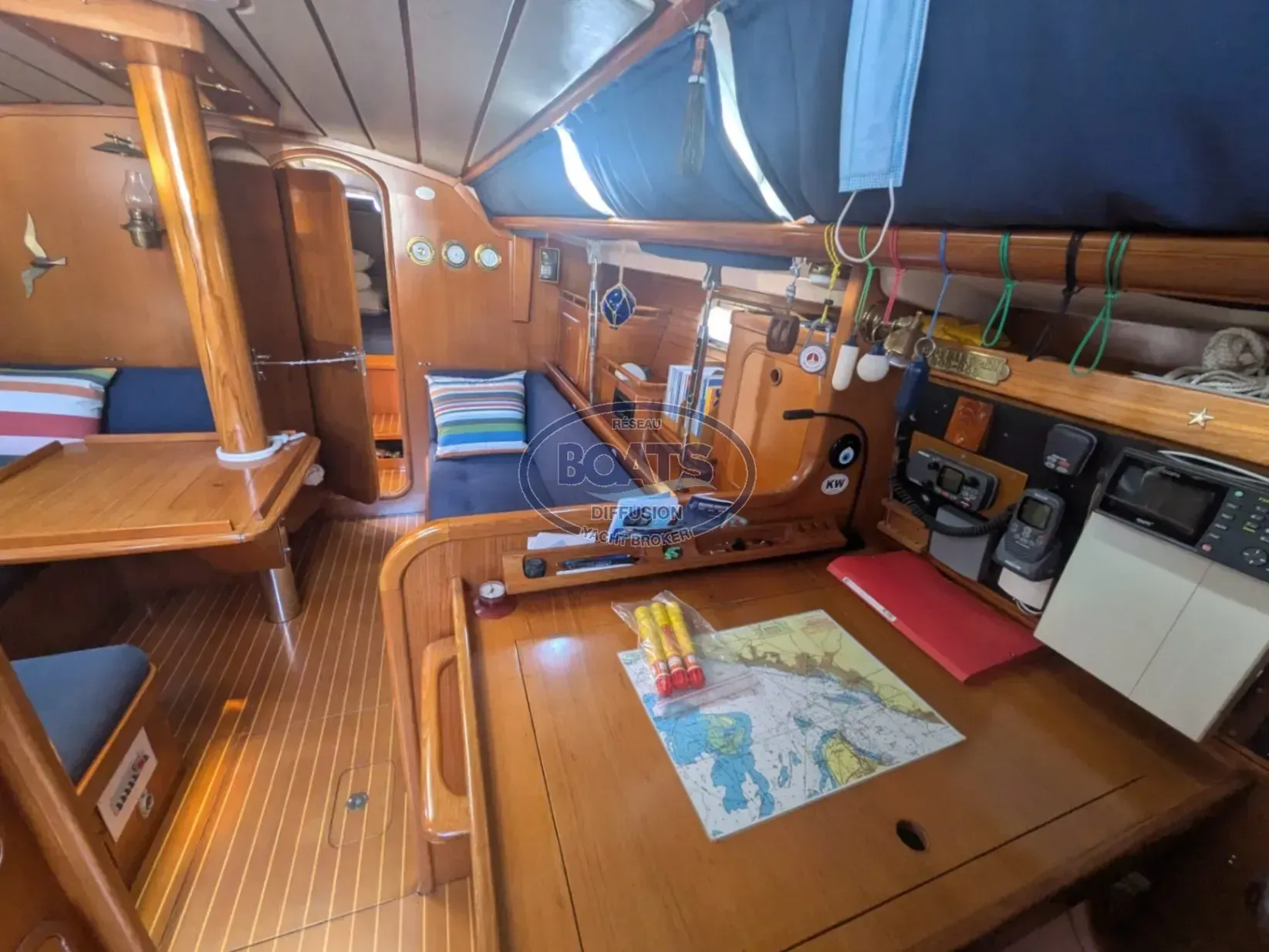 Dufour 39 · 1988 in vendita in Vandea e La Rochelle — foto 7