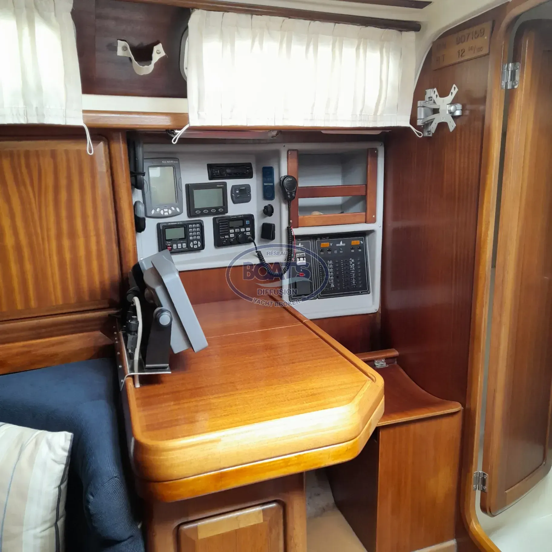 Bavaria 38 ocean · 1999 zu verkaufen – Andere Region — Foto 9