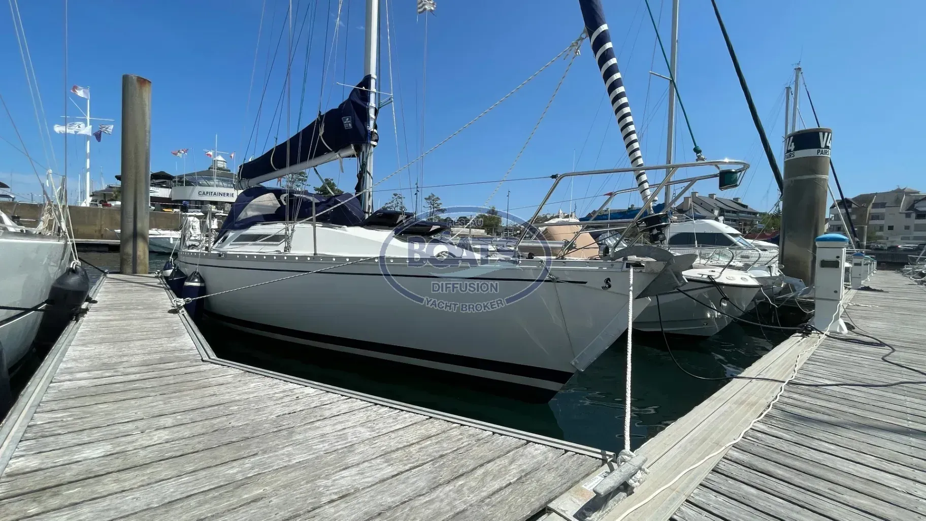 BENETEAU FIRST 325 · 1986 en venta en Otra zona — foto 3