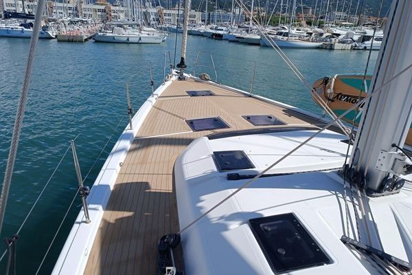 Dufour 530 · 2021 zu verkaufen – Ligurien und Genua — Foto 3