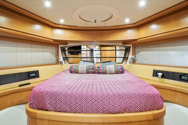 Pershing 76 · 2005 zu verkaufen – Andere Region — Foto 9
