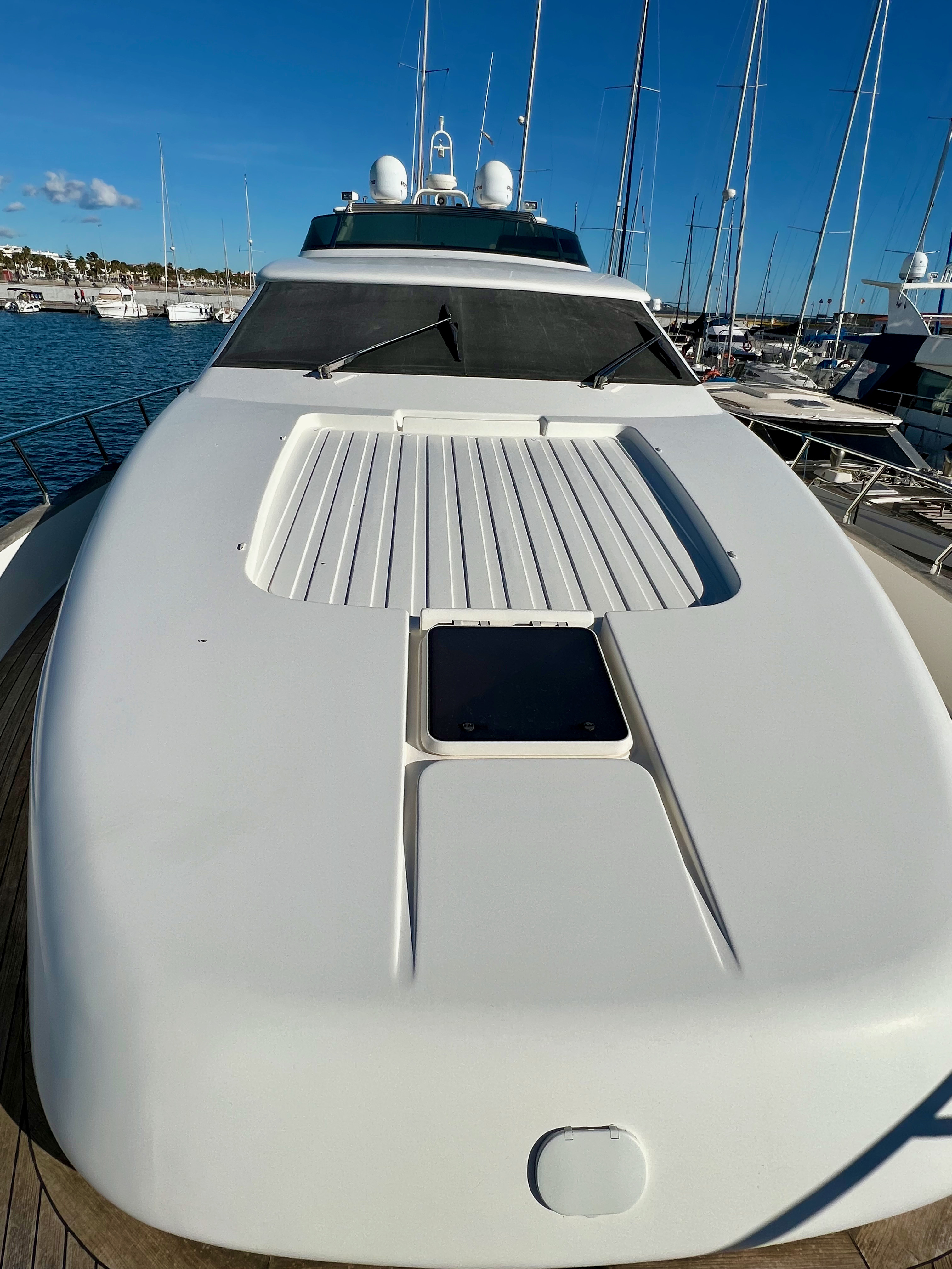 Uniesse 72 MY · 2002 in vendita in Costa Dorada e Tarragona — foto 5