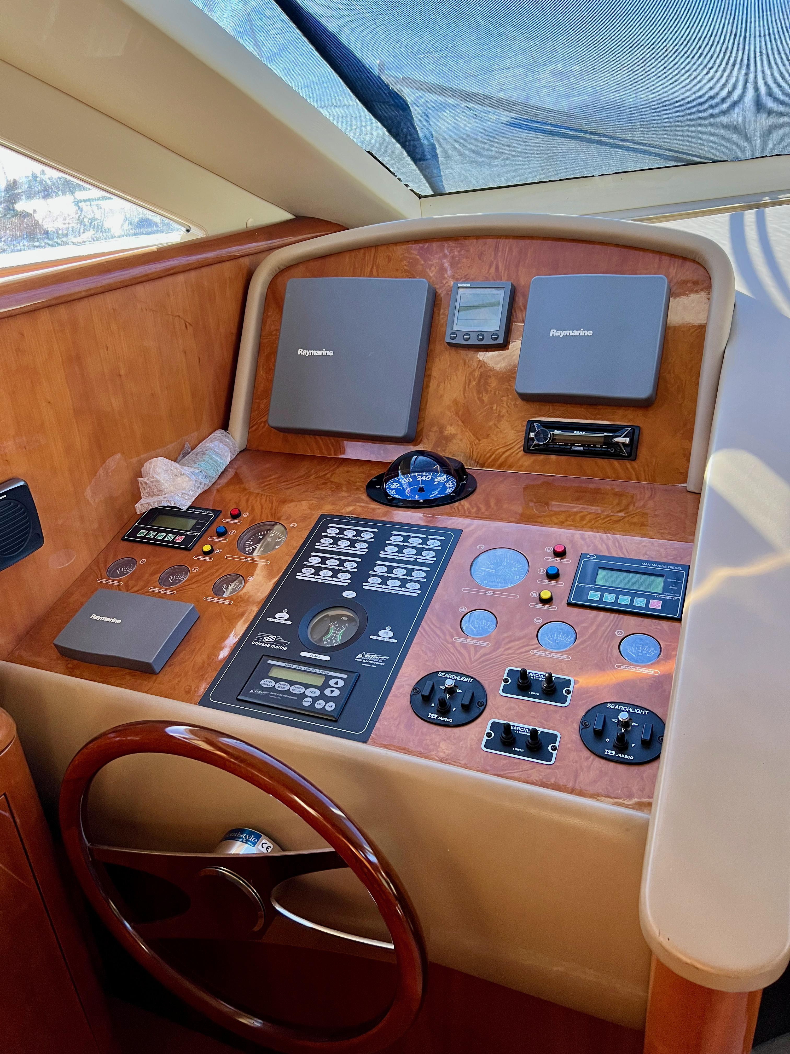 Uniesse 72 MY · 2002 in vendita in Costa Dorada e Tarragona — foto 6