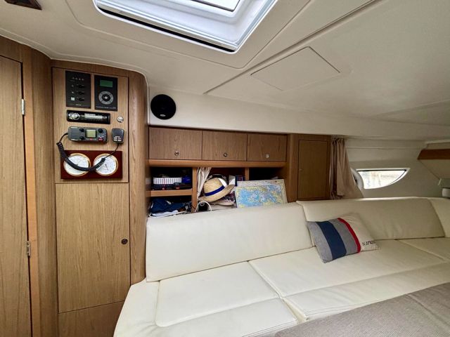 Beneteau GT 34 · 2014 for sale in Brittany — photo 10