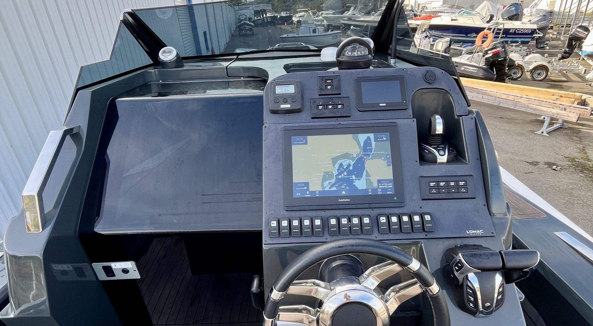 Lomac Gran Turismo 12.0 · 2023 zu verkaufen – Bretagne — Foto 6