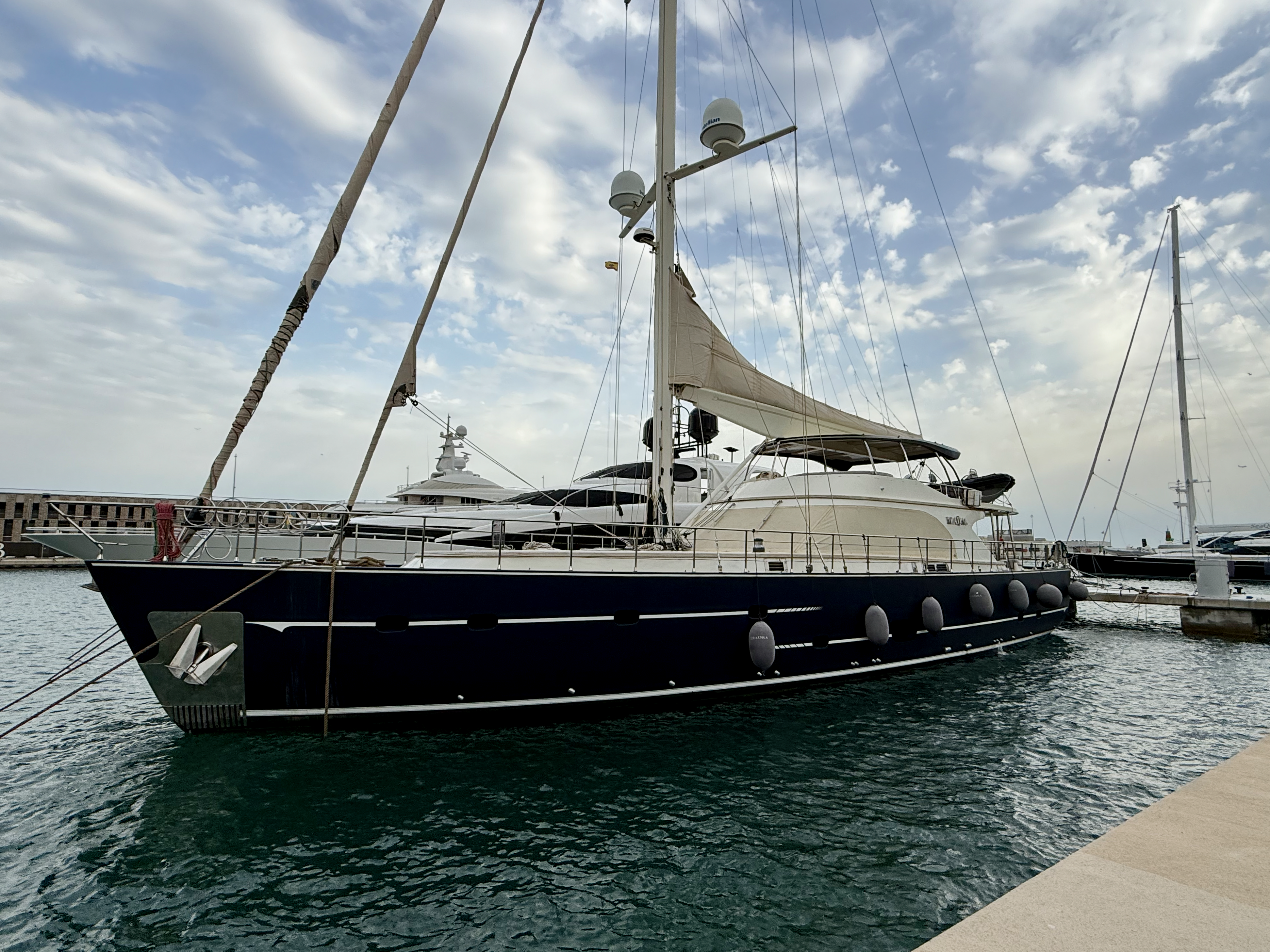 Mural Yachts Eraora 28m · 2011 en venta en Barcelona y Maresme — foto 1