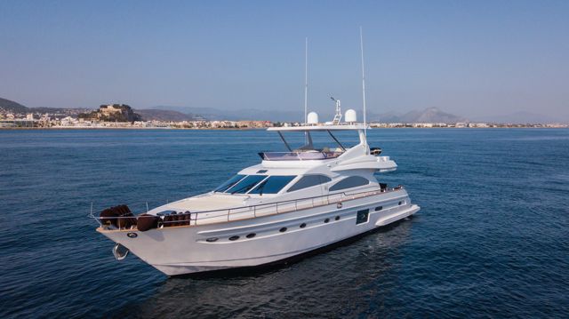 Astondoa 72 GLX · 2002 en venta en Valencia y Castellón — foto 8