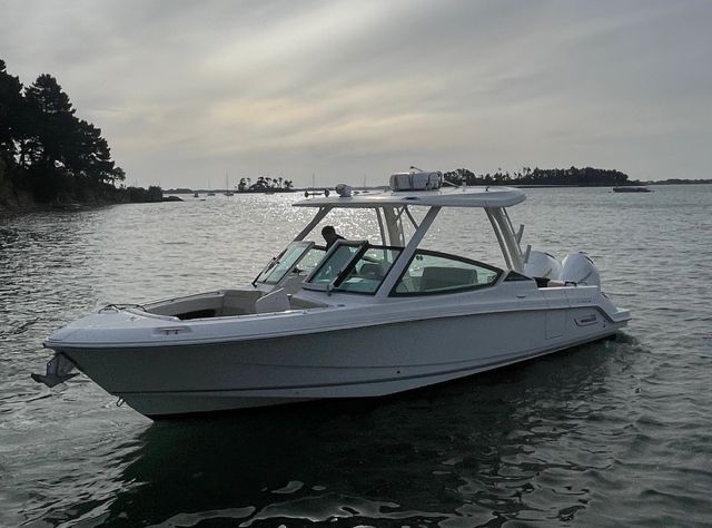 Boston Whaler Vantage 280 · 2021 for sale in Brittany — photo 5