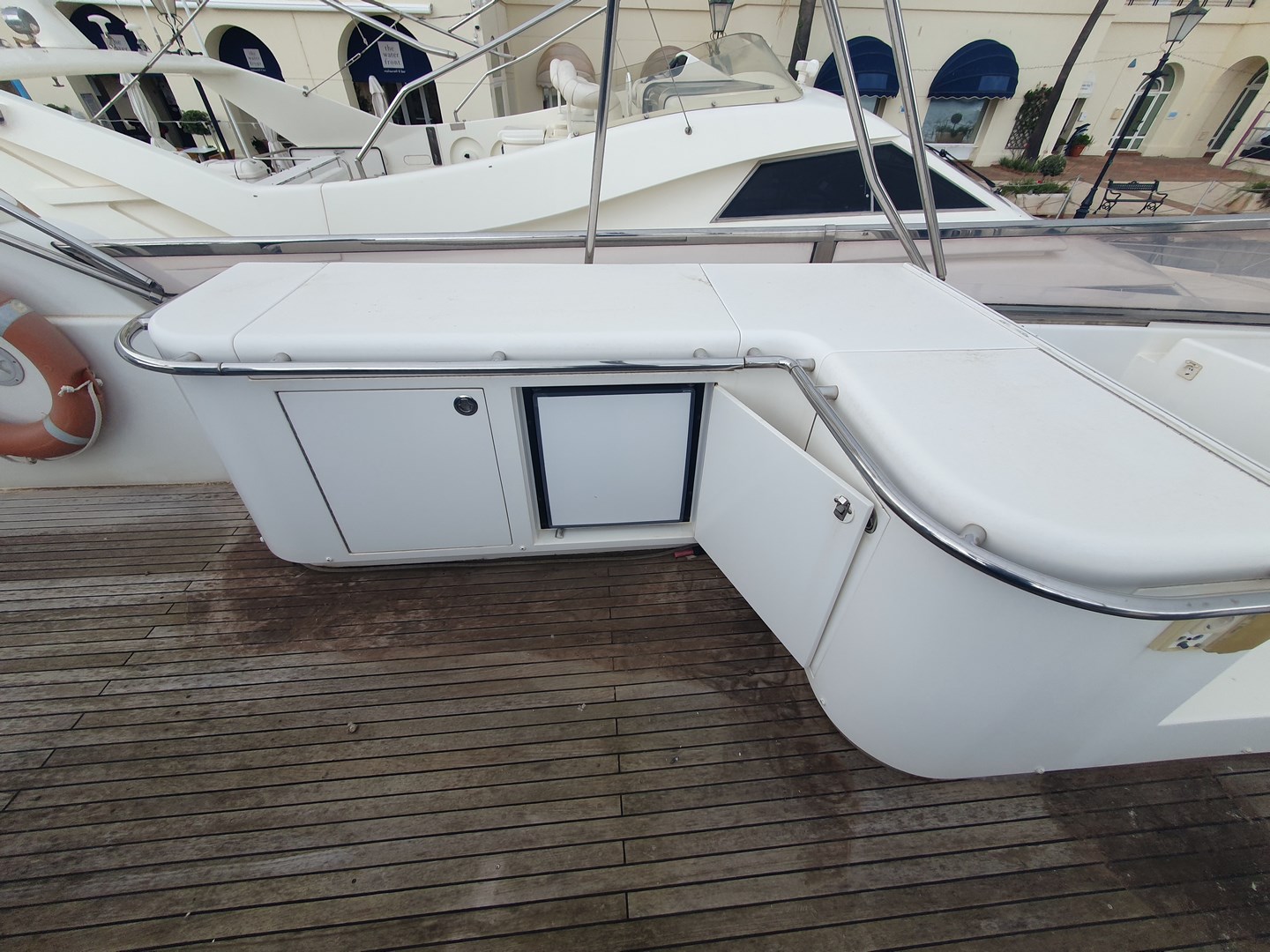 Elegance 82 · 2001 for sale in Málaga & Costa del Sol — photo 8