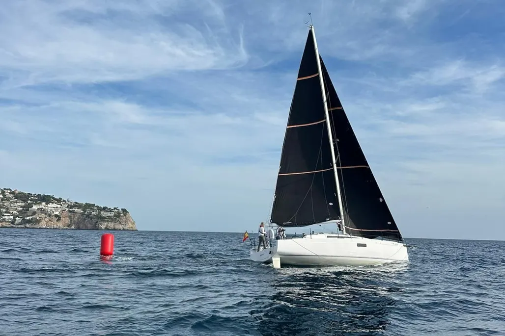 Beneteau First 36 · 2026 in vendita in Málaga e Costa del Sol — foto 8