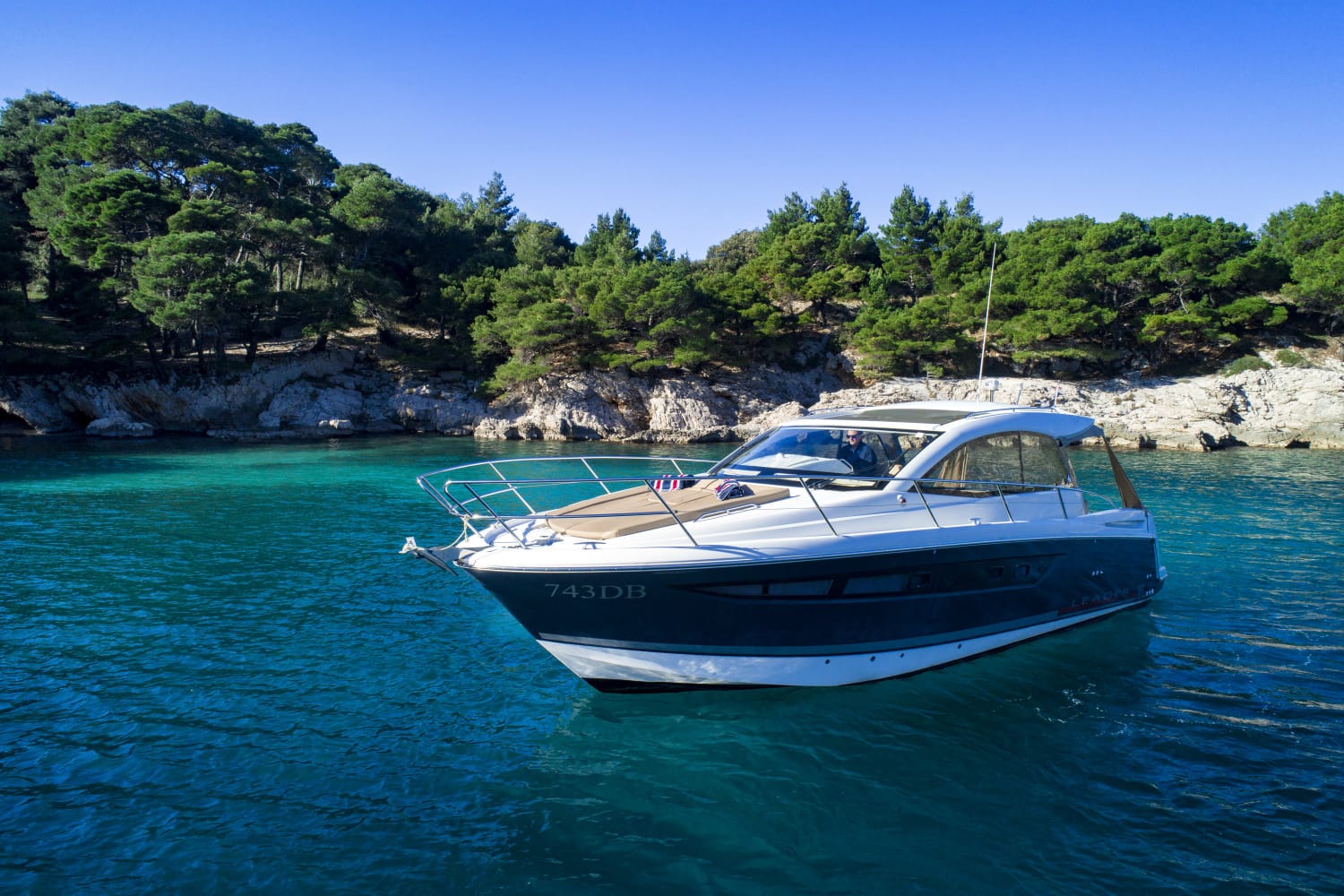 Jeanneau Leader 10 · 2012 for sale in Croatia — photo 1