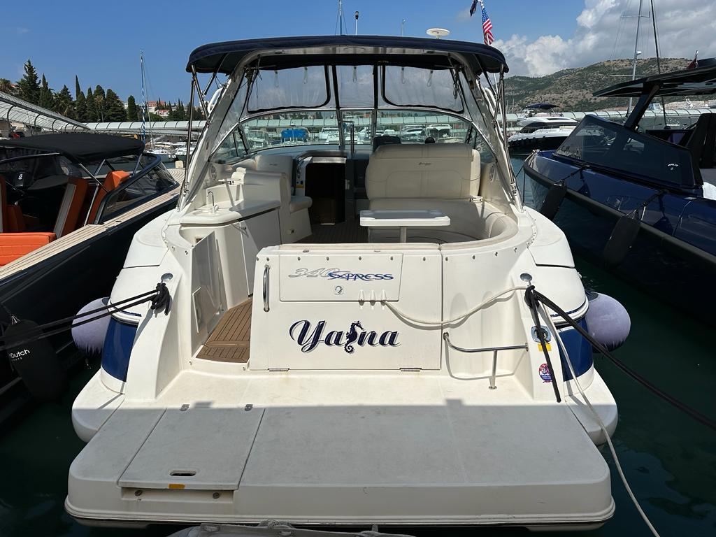 Cruisers Yachts 34 Express · 2005 in vendita in Croazia — foto 2