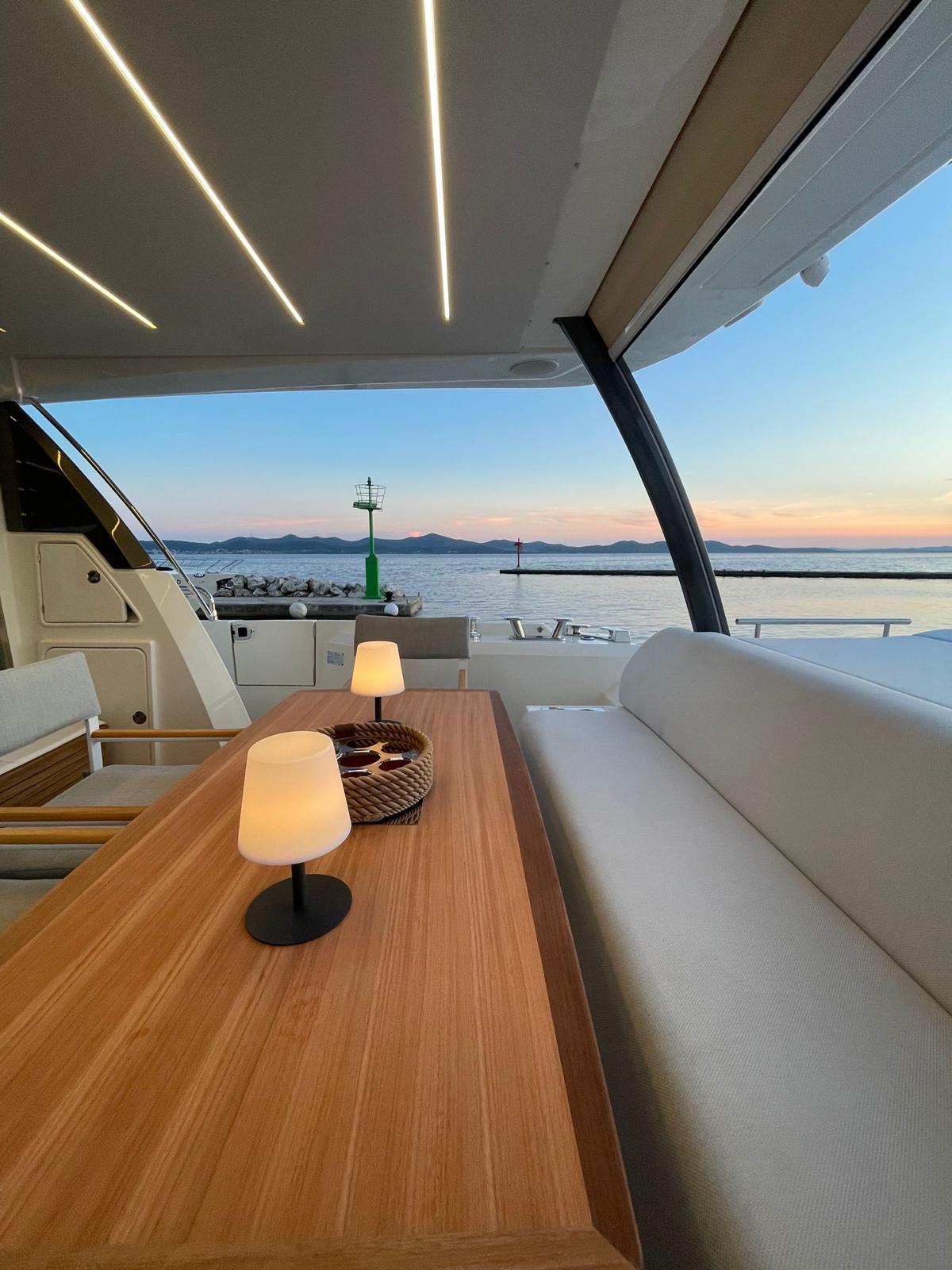 Prestige 690 · 2023 en venta en Croacia — foto 4