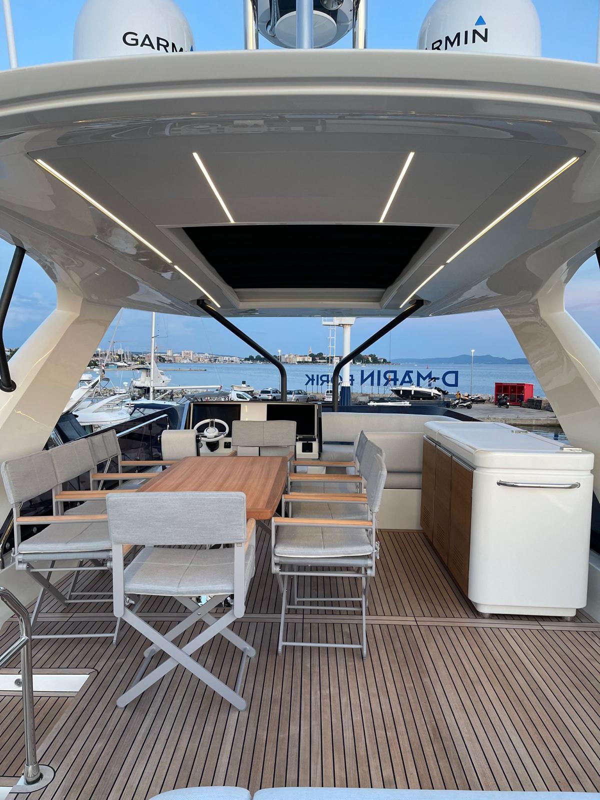 Prestige 690 · 2023 en venta en Croacia — foto 7