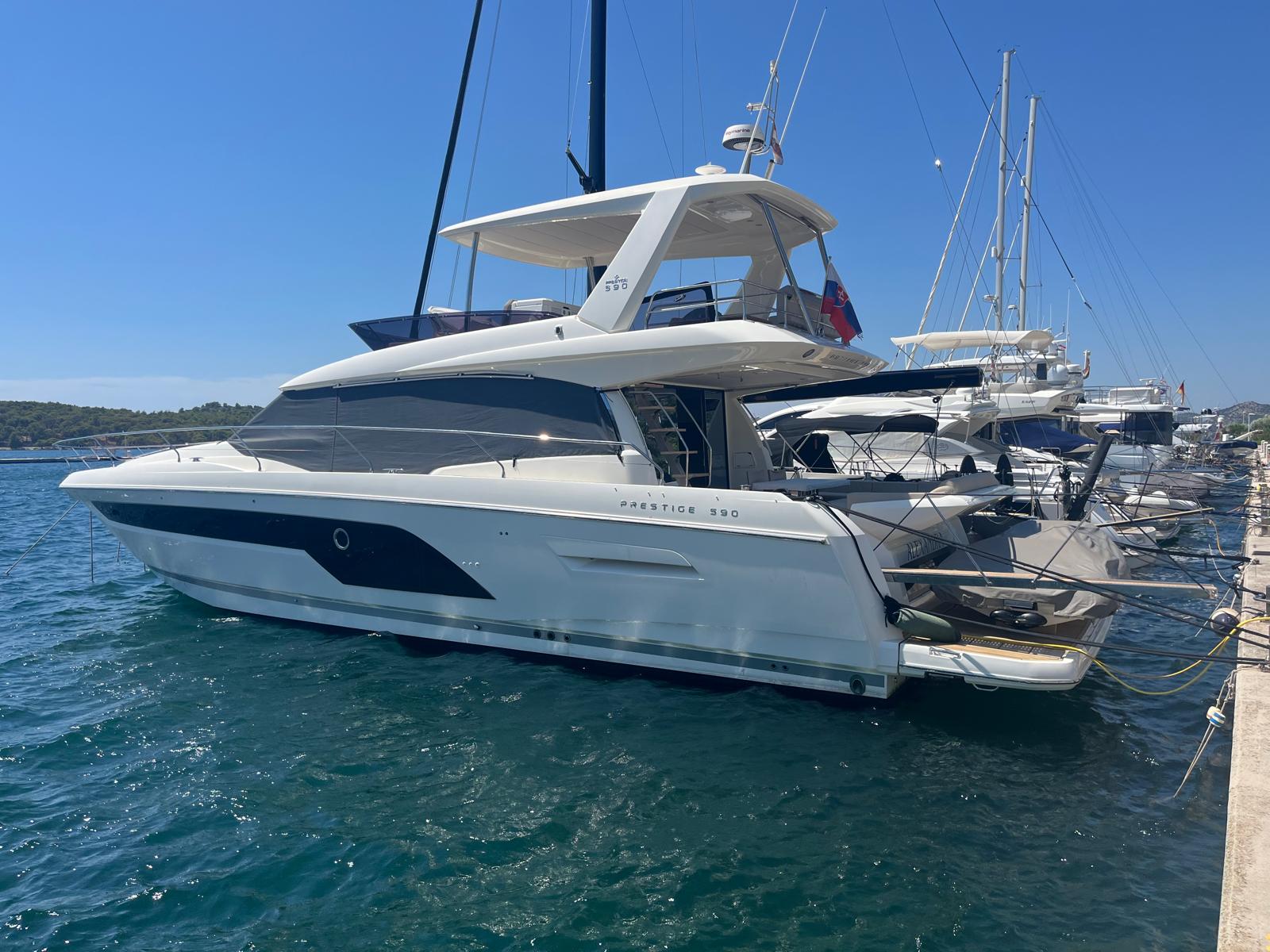 Prestige 590 · 2021 à vendre – Croatie — photo 1