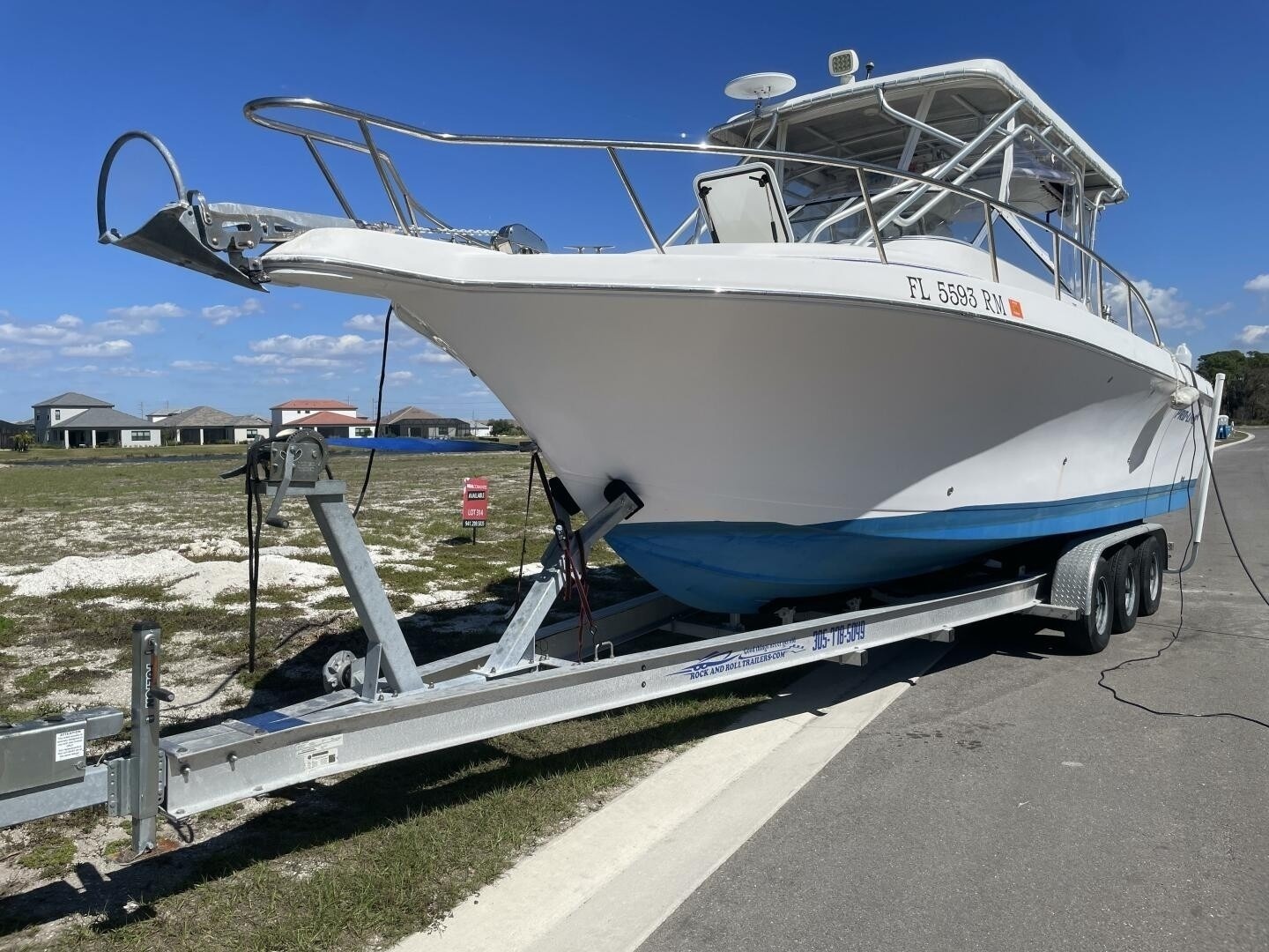 Pro-Line 30 Express Walkaround · 2004 for sale in Florida — photo 1