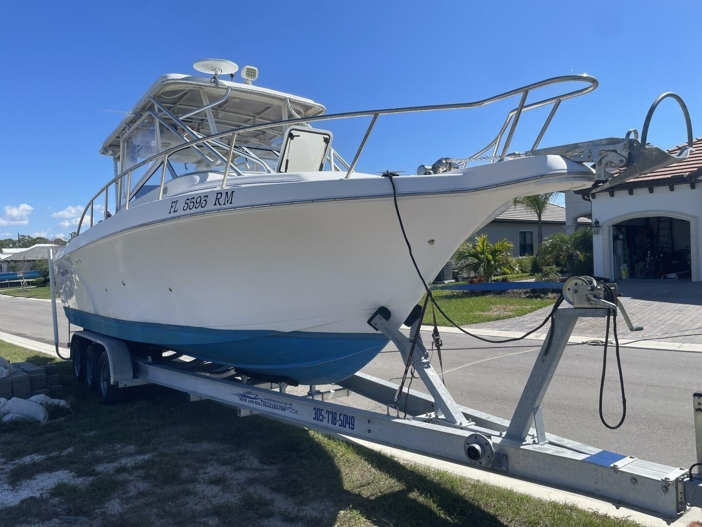 Pro-Line 30 Express Walkaround · 2004 for sale in Florida — photo 6